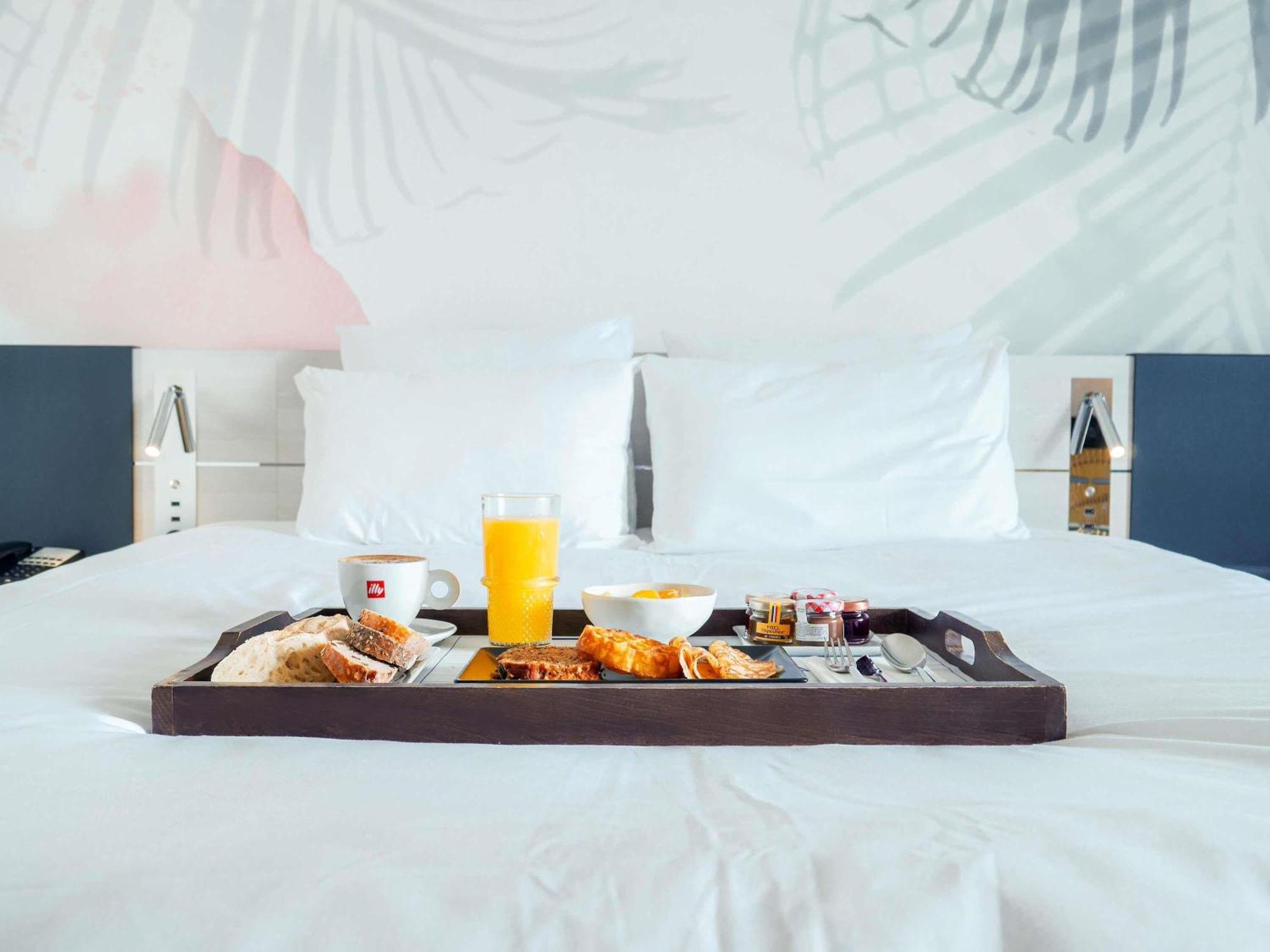Riviera Superior Double Room balcony