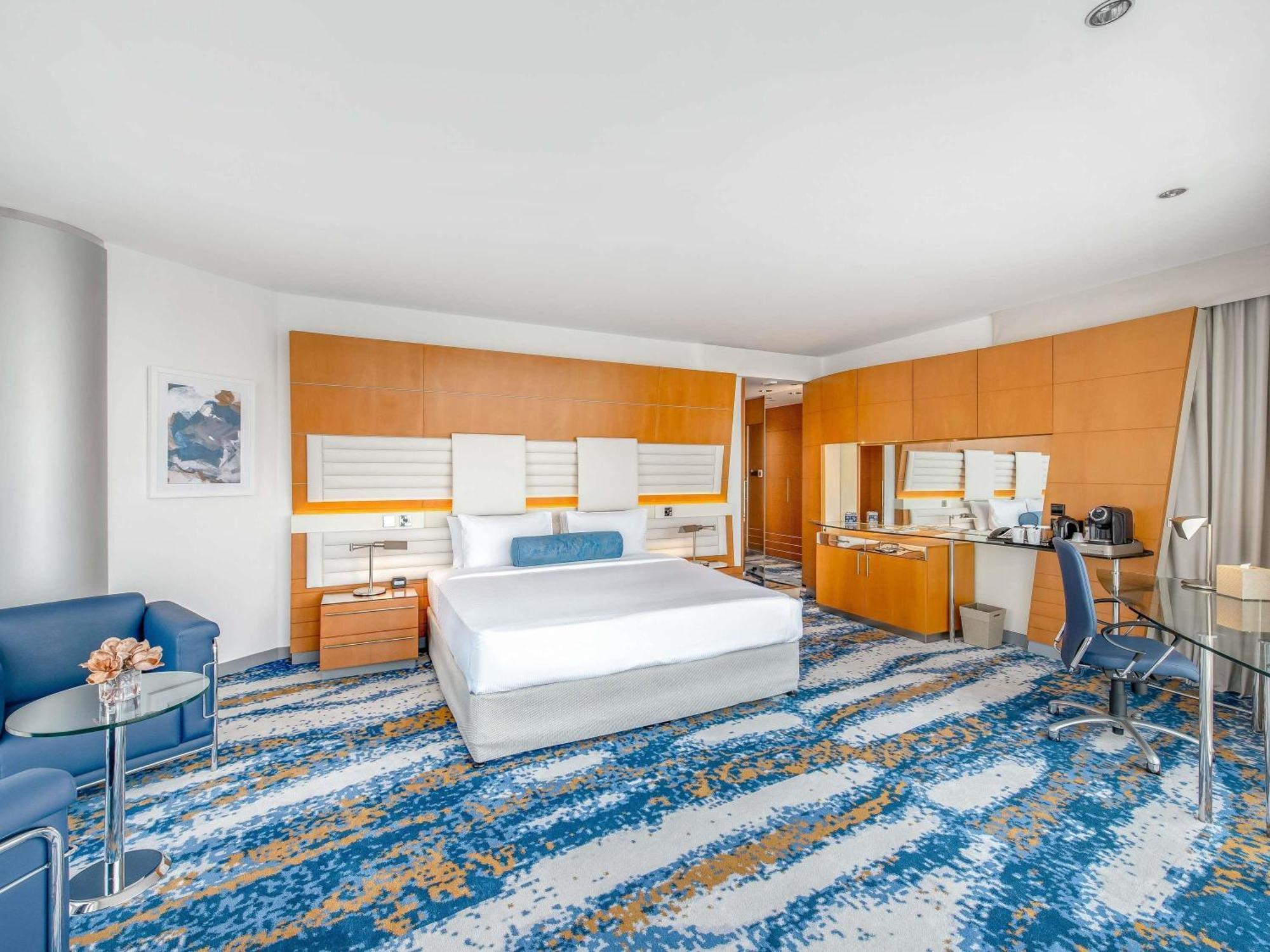 Executive King Room