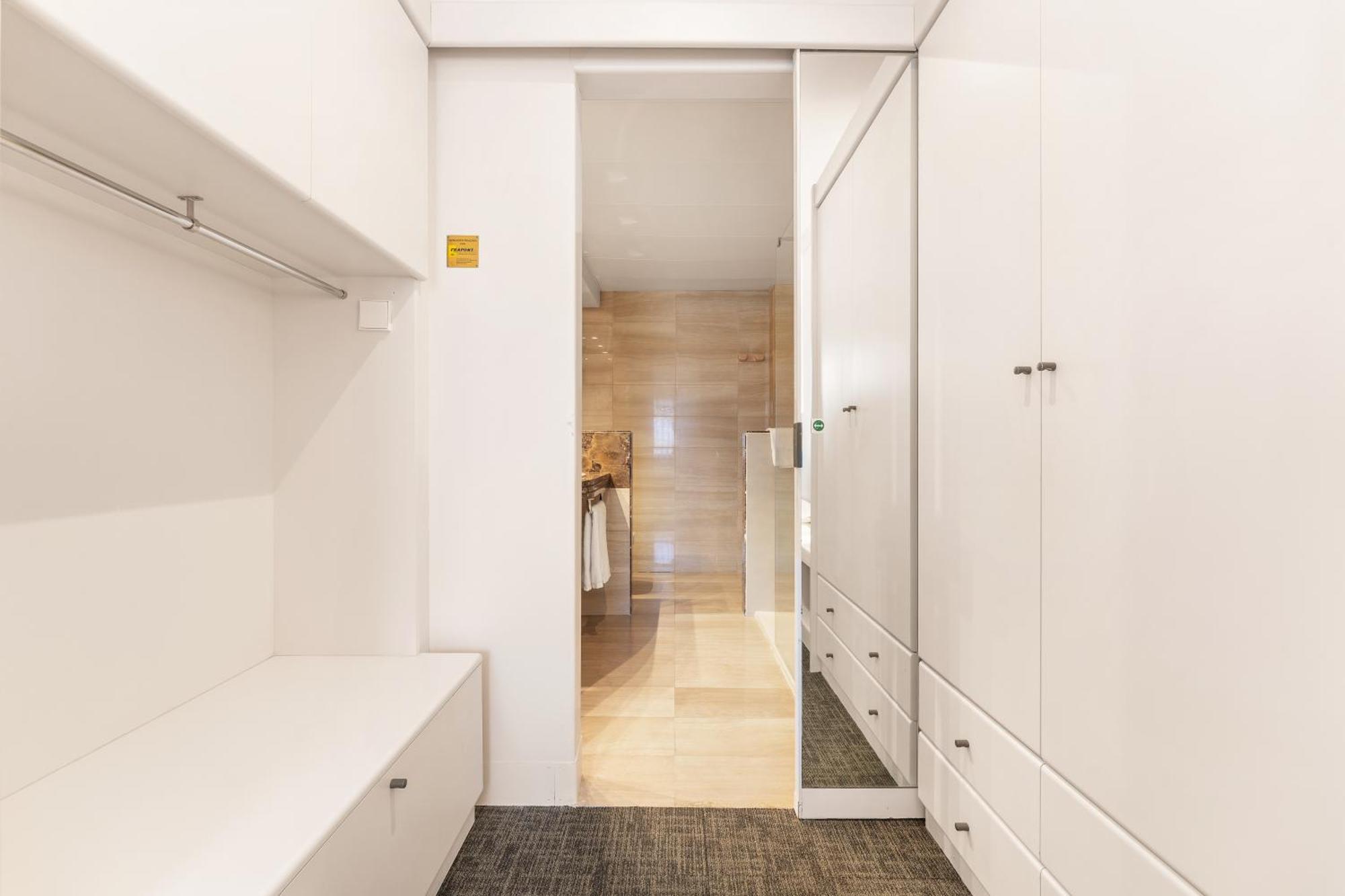 Superior Suite Kitchenette