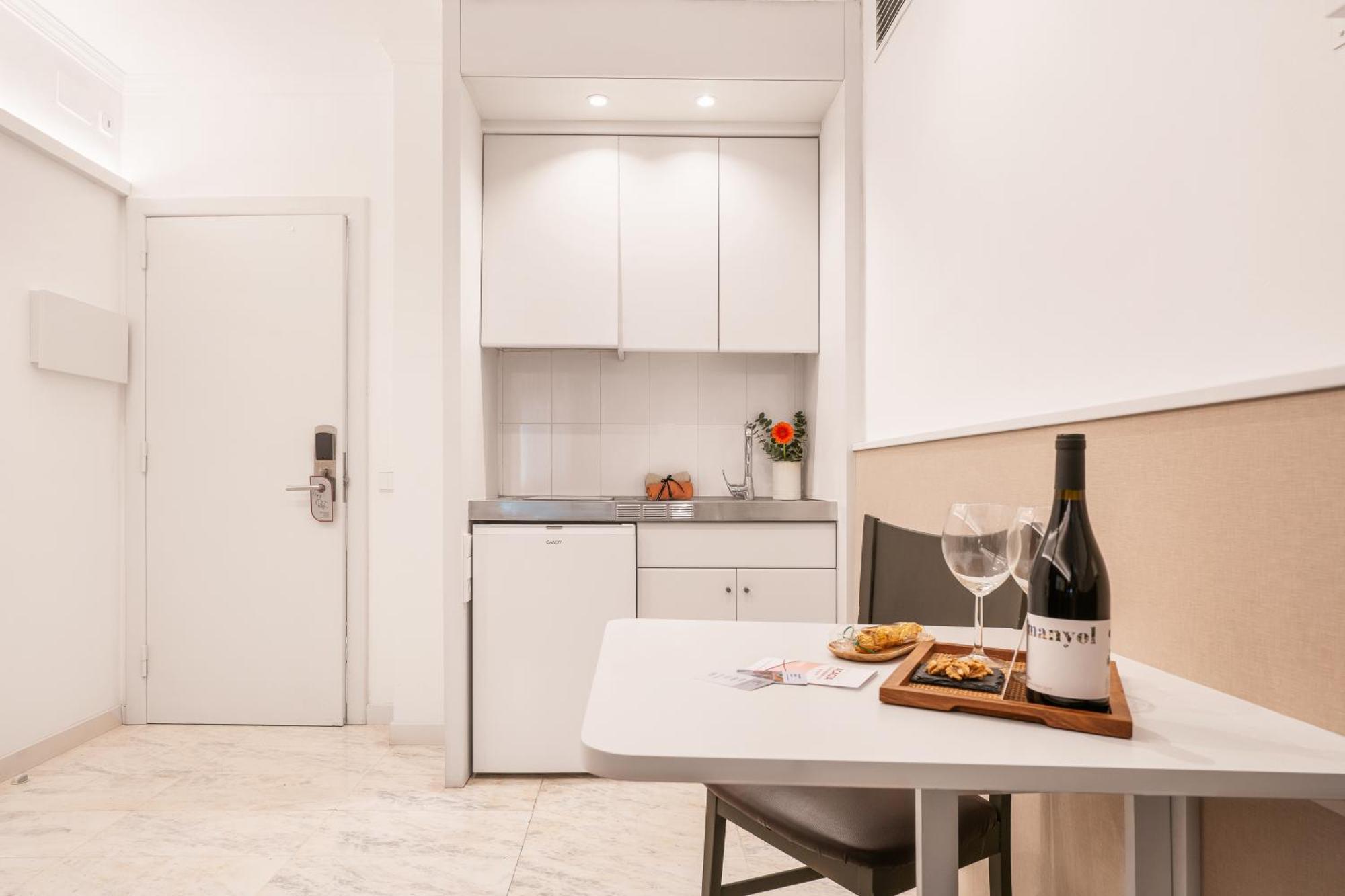 Superior Suite Kitchenette