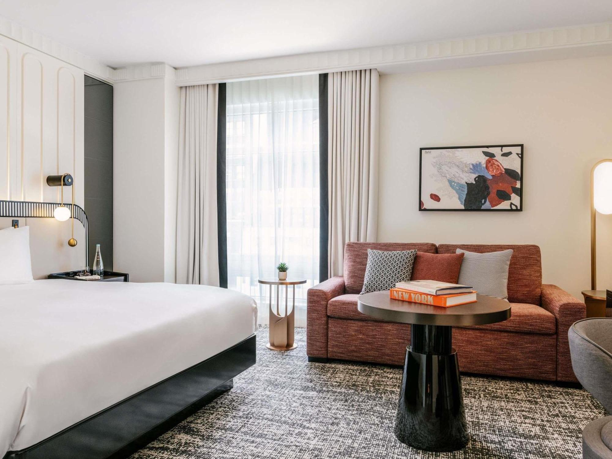 Executive King Room Sofa Bed