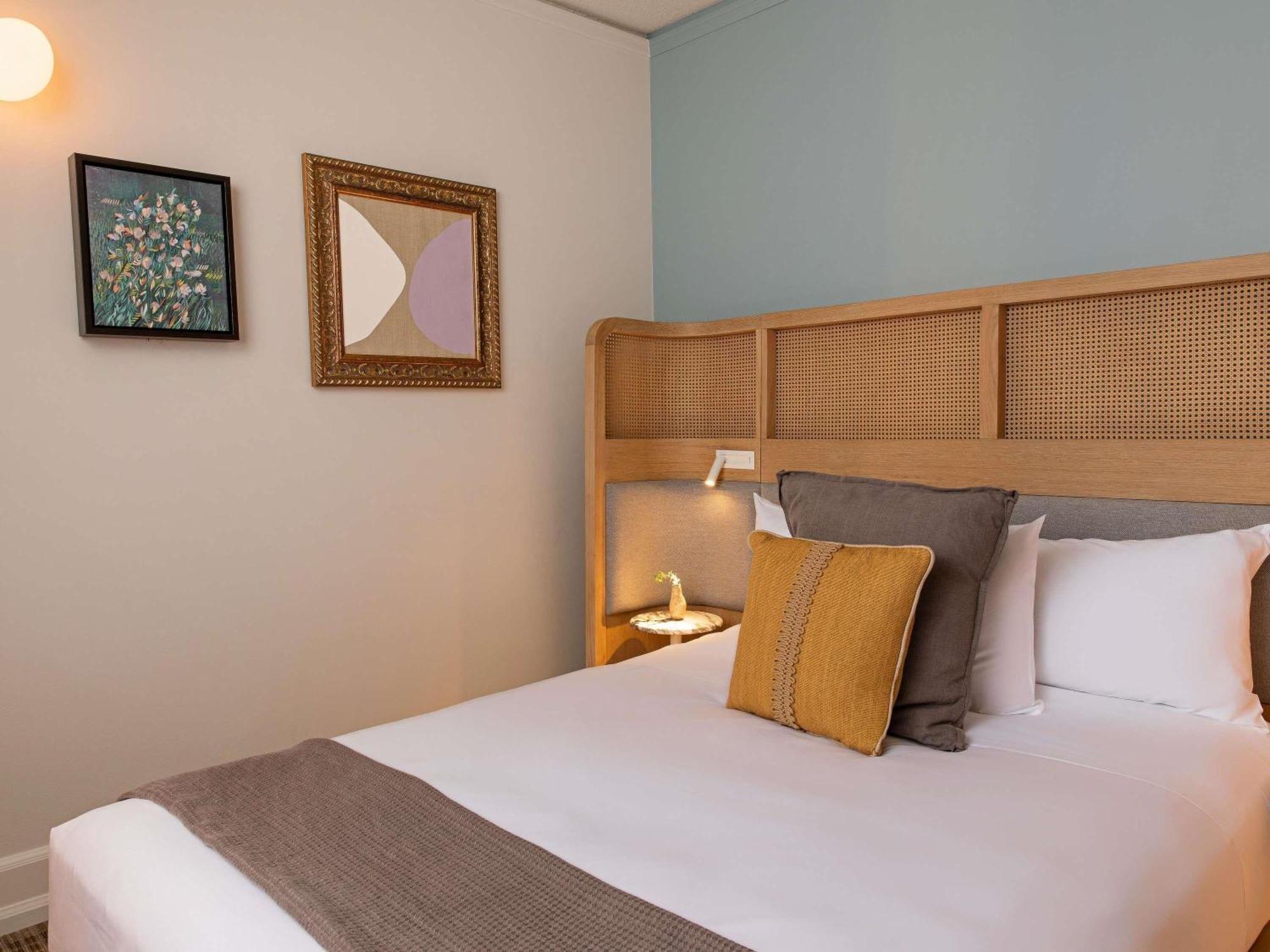 Classic Queen Room Cityview