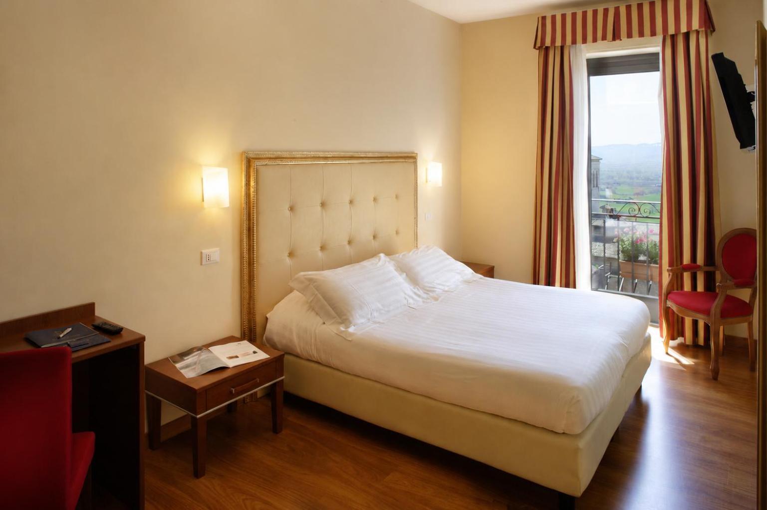 Standard Double or Twin Room Valley View