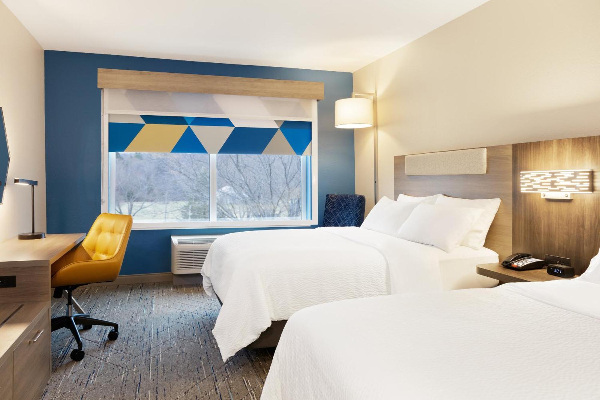 Standard Room Two Queen Beds