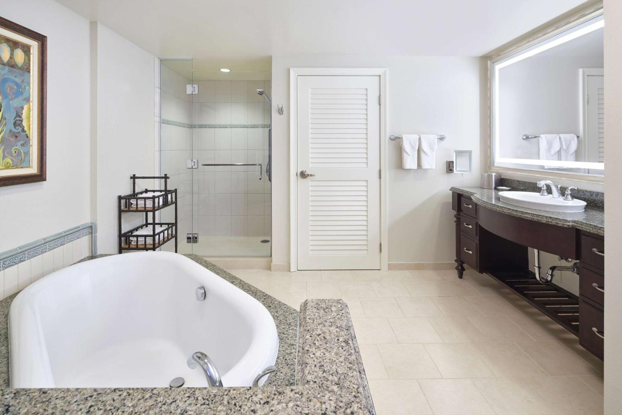 Two-Bedroom Suite Ocean View