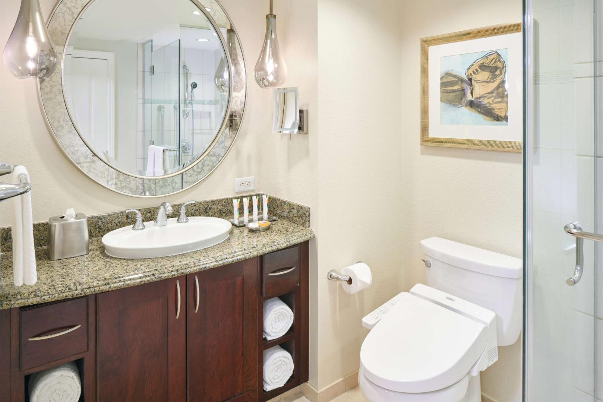 One-Bedroom Suite City View