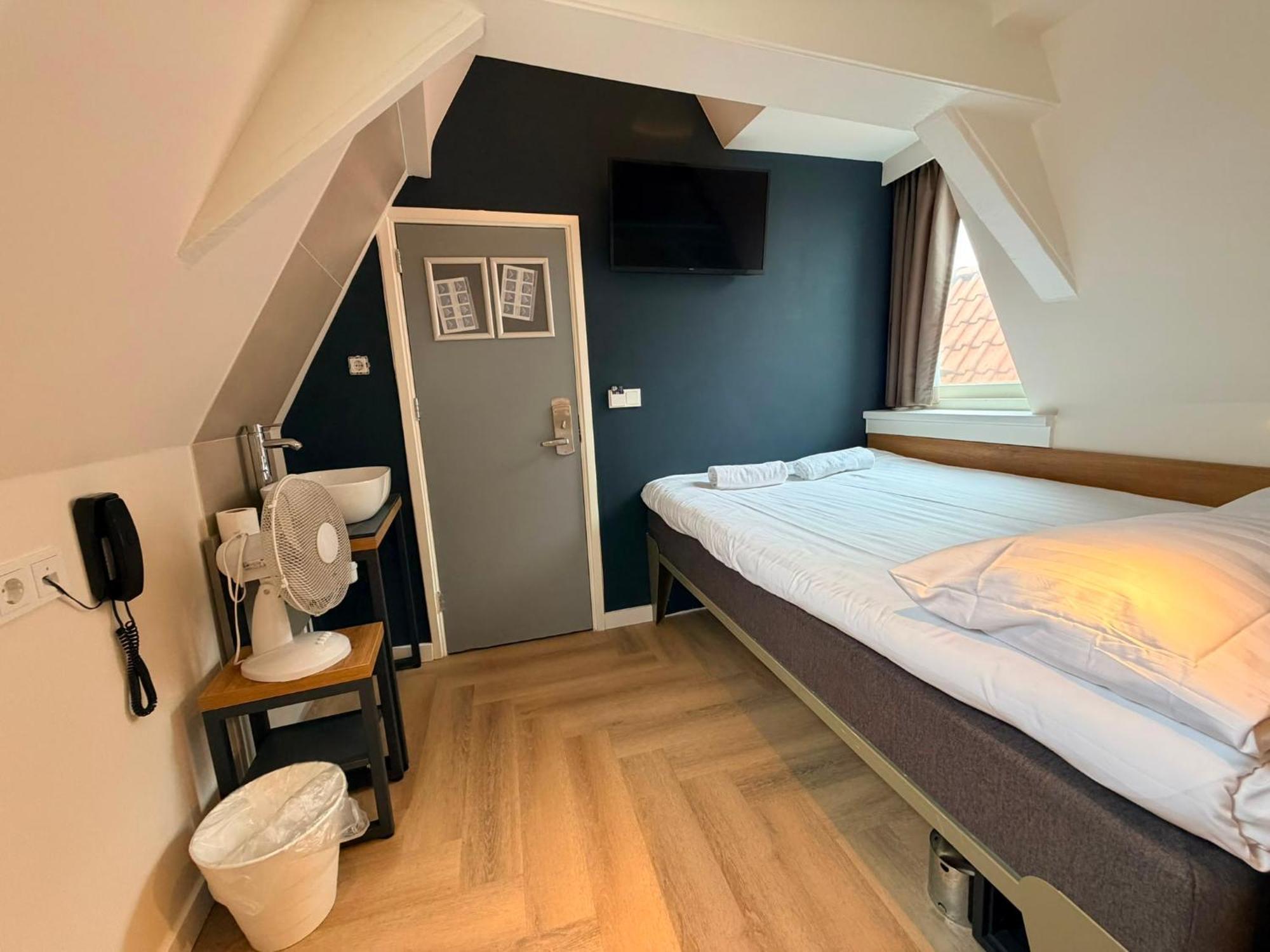 Small Double or Twin Room