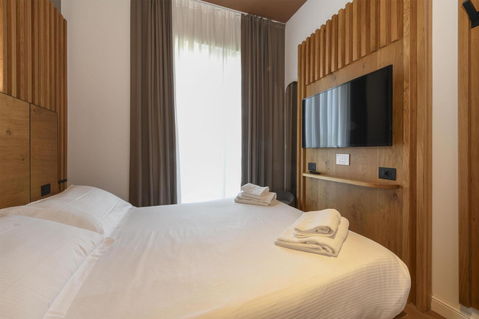 Small Double Room Non-Smoking