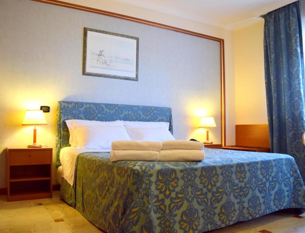 Basic Triple Room