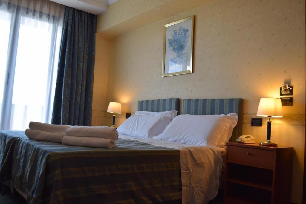 Basic Triple Room