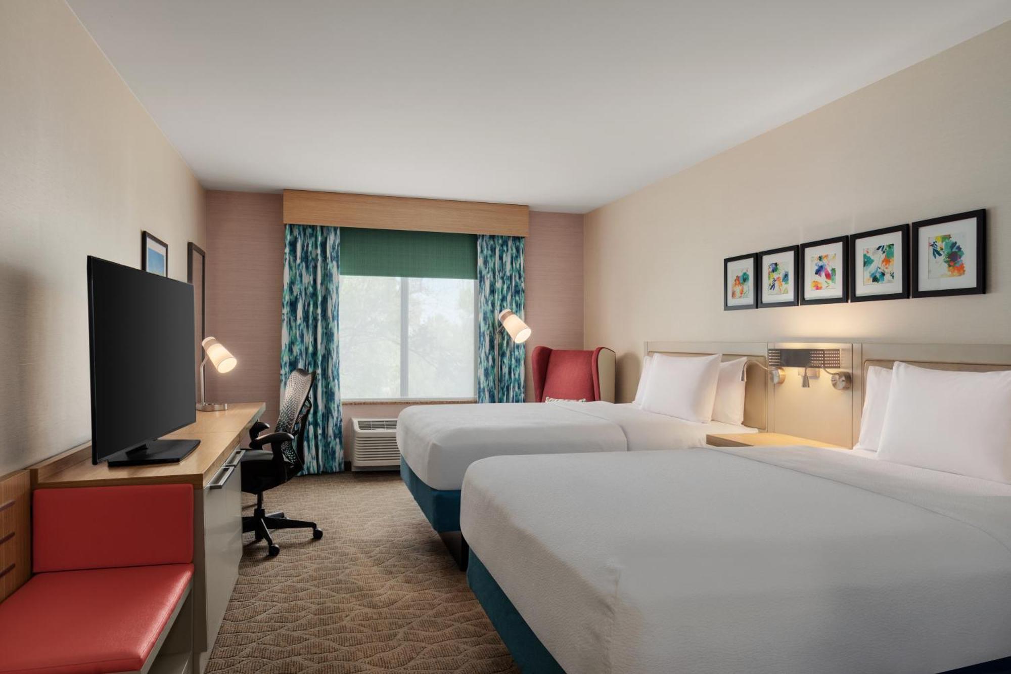 Queen Room Two Queen Beds