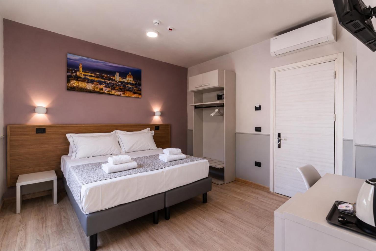 Deluxe Double or Twin Room