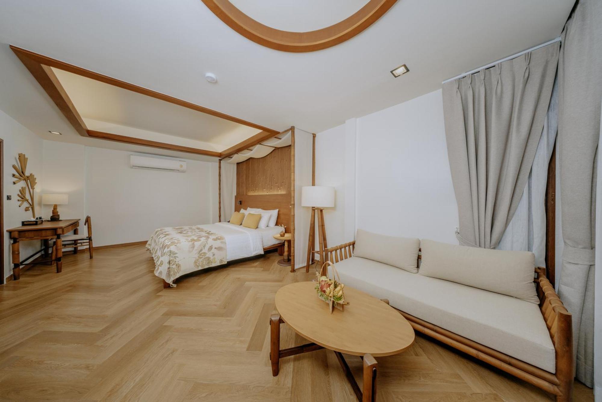 One-Bedroom Tropical Villa Spa Bath