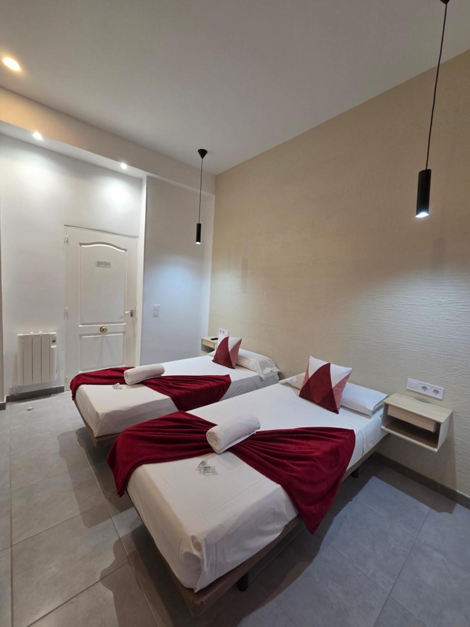 Standard Double or Twin Room Balcony Shared Exterior Bathroom