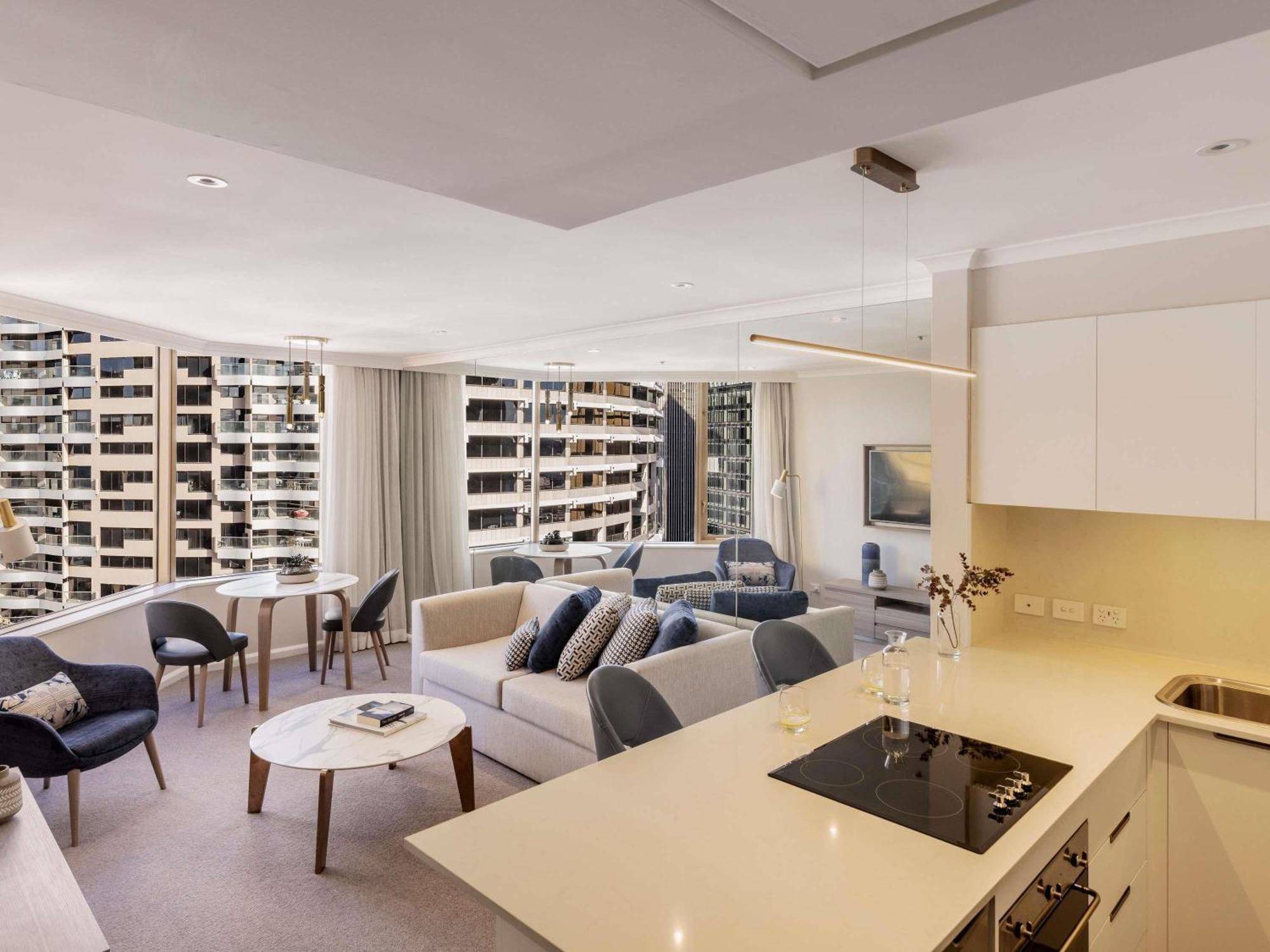 Superior One-Bedroom Apartment City View