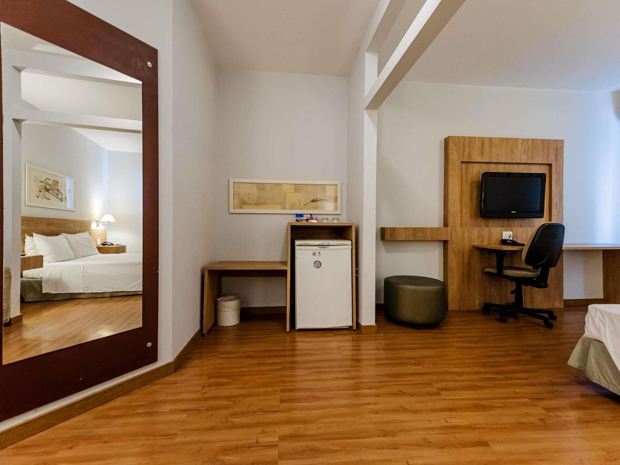 Standard Apartment One Queen Bed
