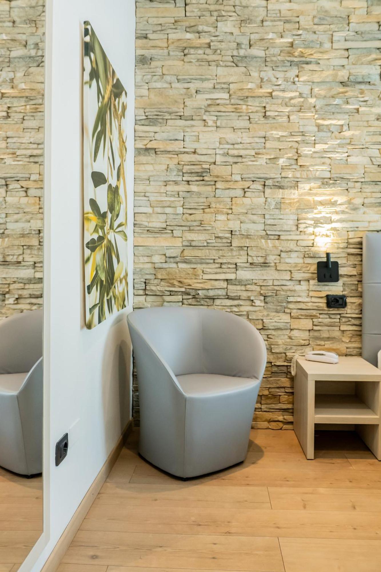 Connecting Family Room