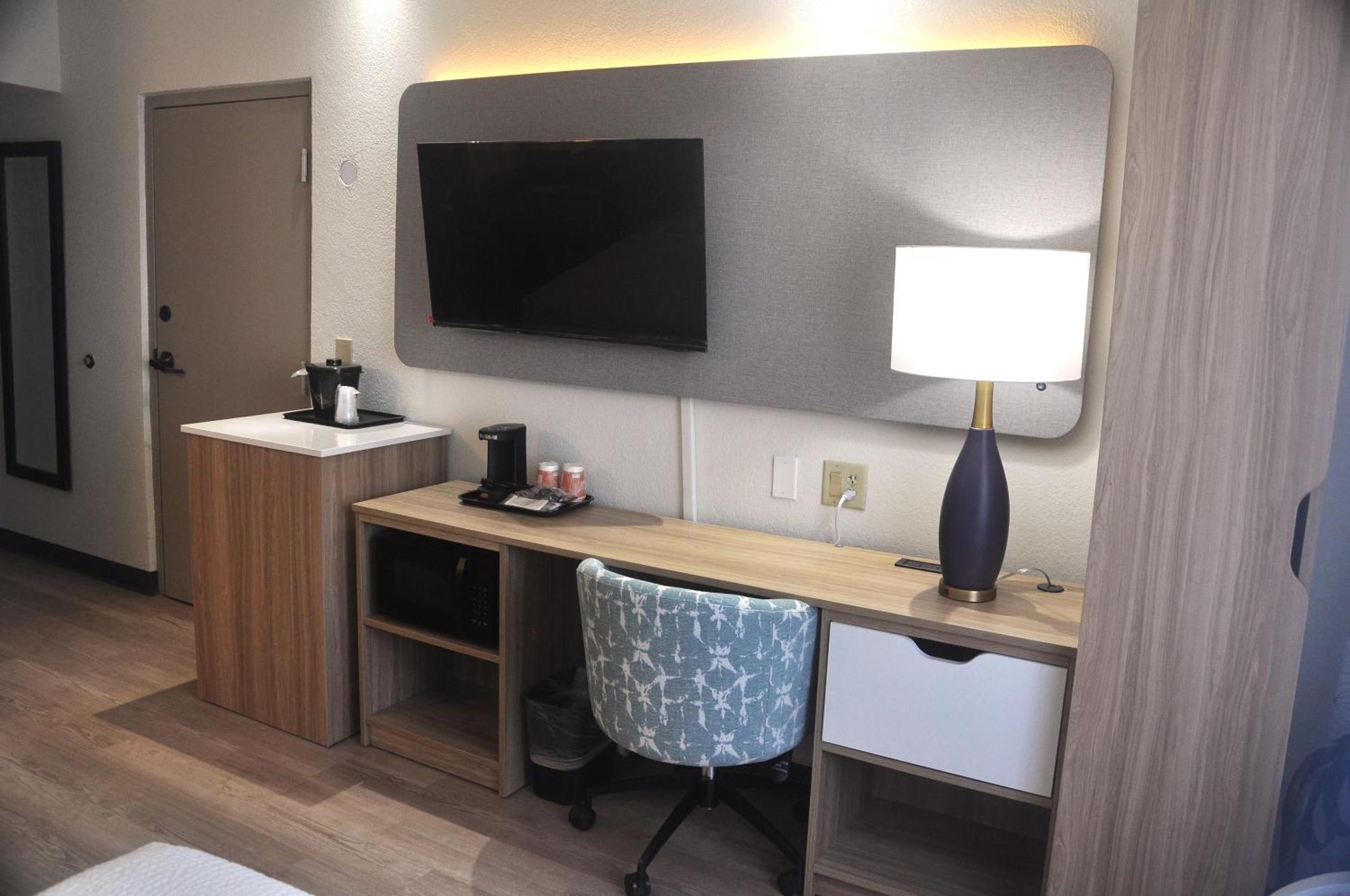 Standard Double Room Two Double Beds Non Smoking