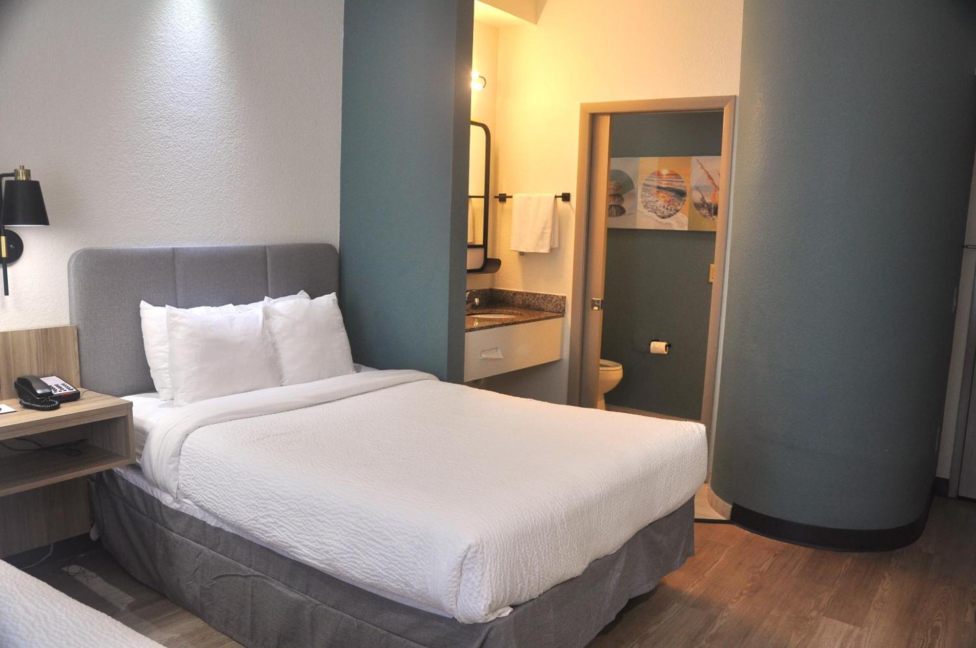 Standard Double Room Two Double Beds Non Smoking