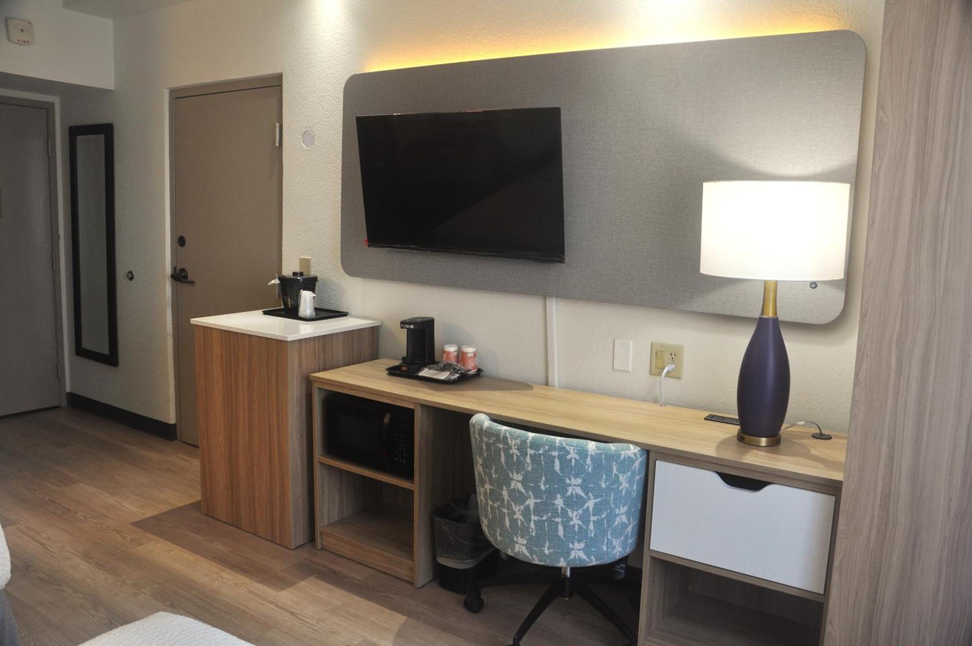 Standard Double Room Two Double Beds Non Smoking
