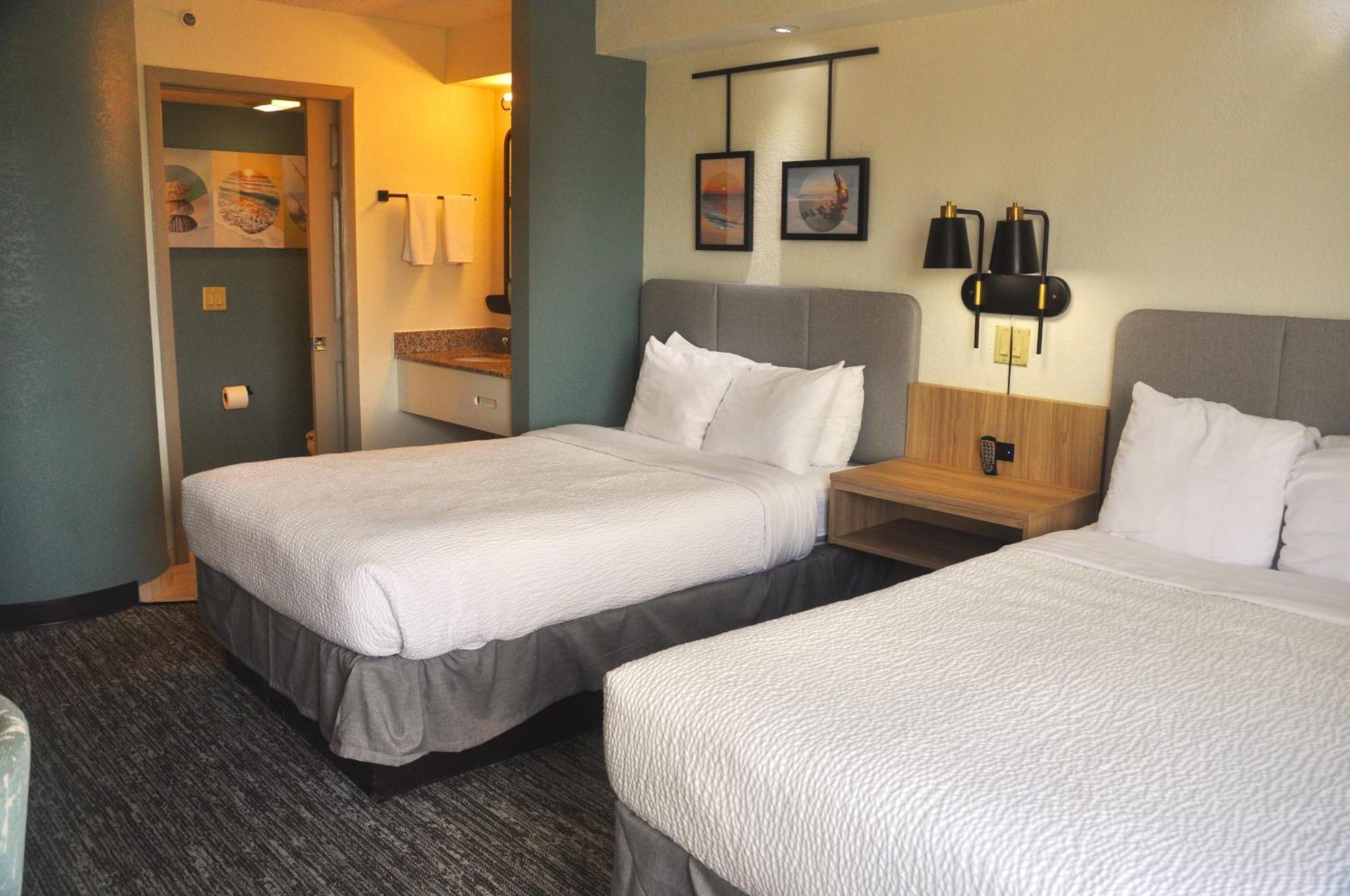 Standard Double Room Two Double Beds Non Smoking