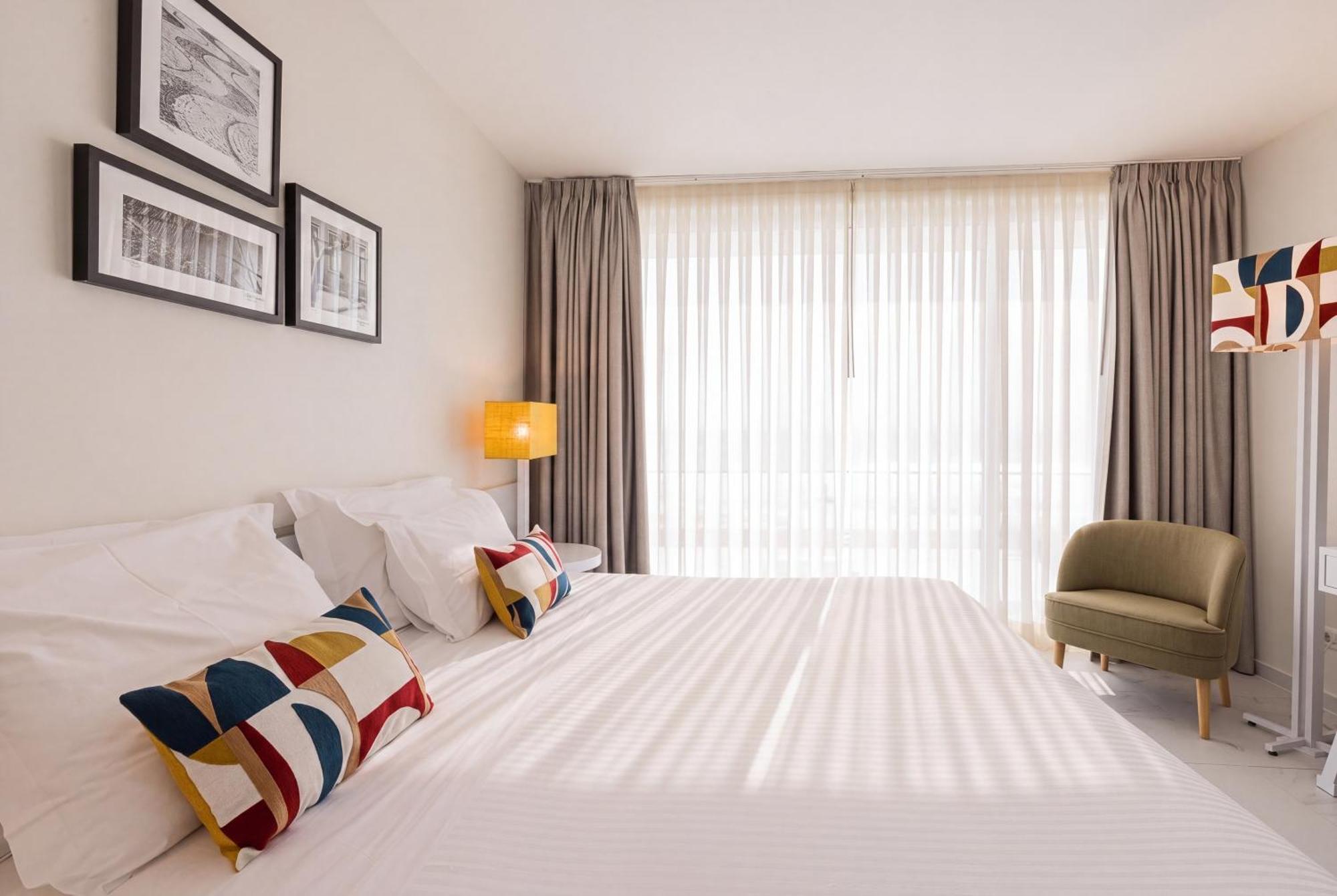 Premium Double or Twin Room Sea View