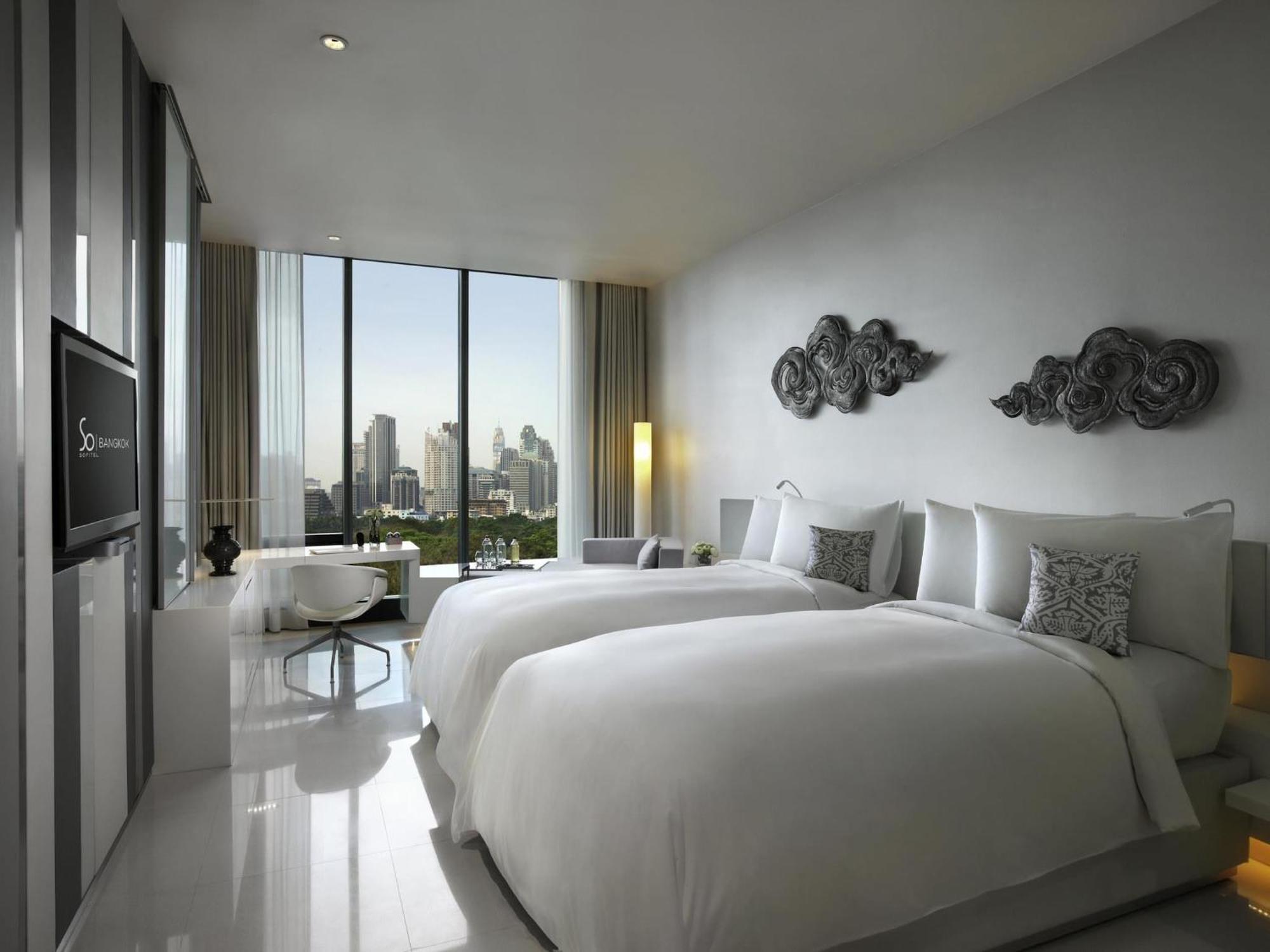SO COMFY Twin Room Park or City View