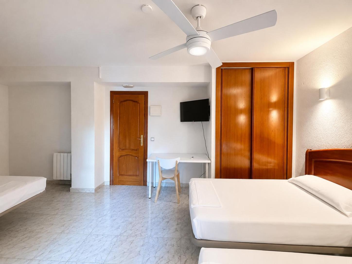Triple Room