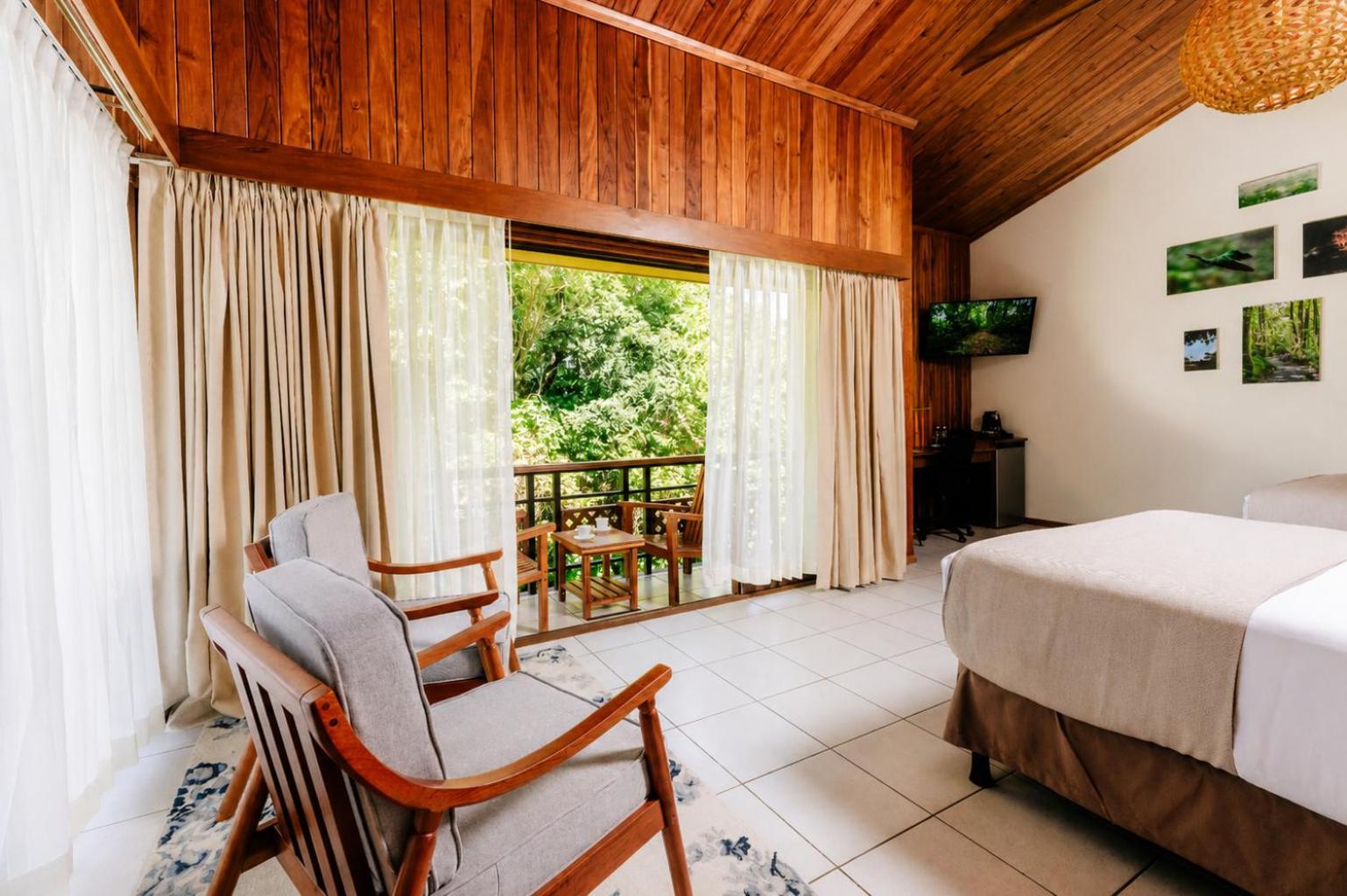 Mountain Room Two Queen Beds