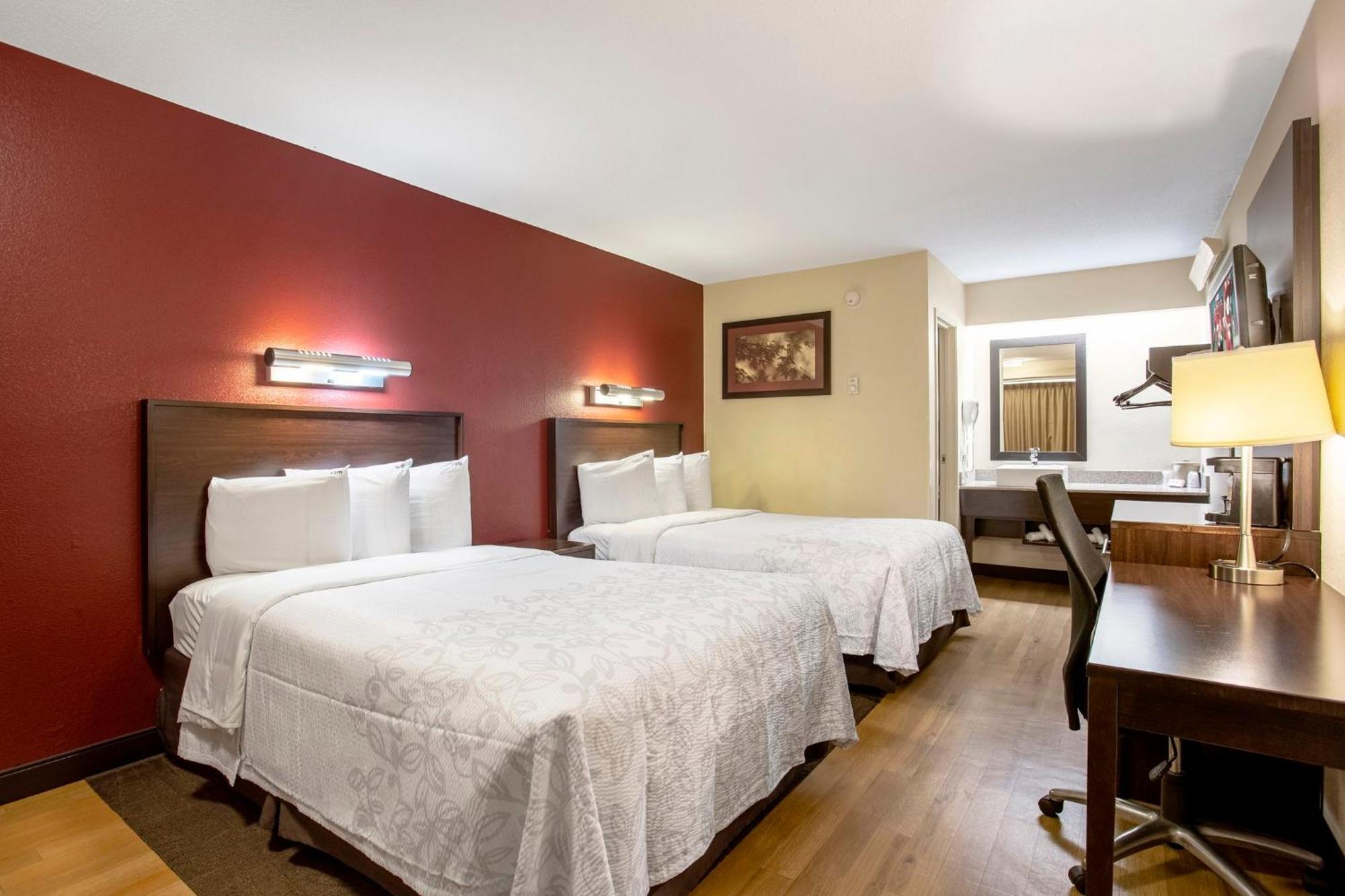 Standard Room Two Double Beds Smoke