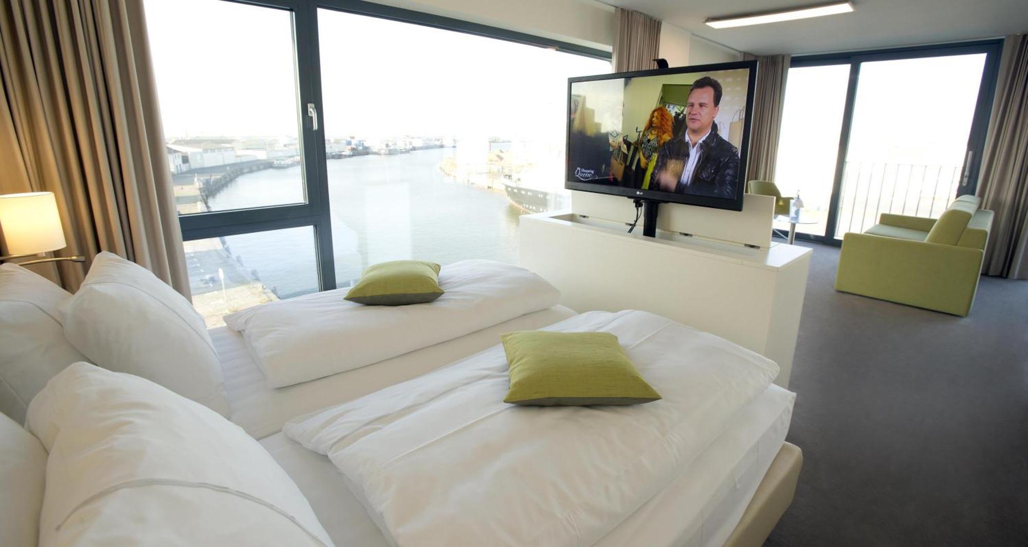 Twin Suite Sofa Bed Harbour View