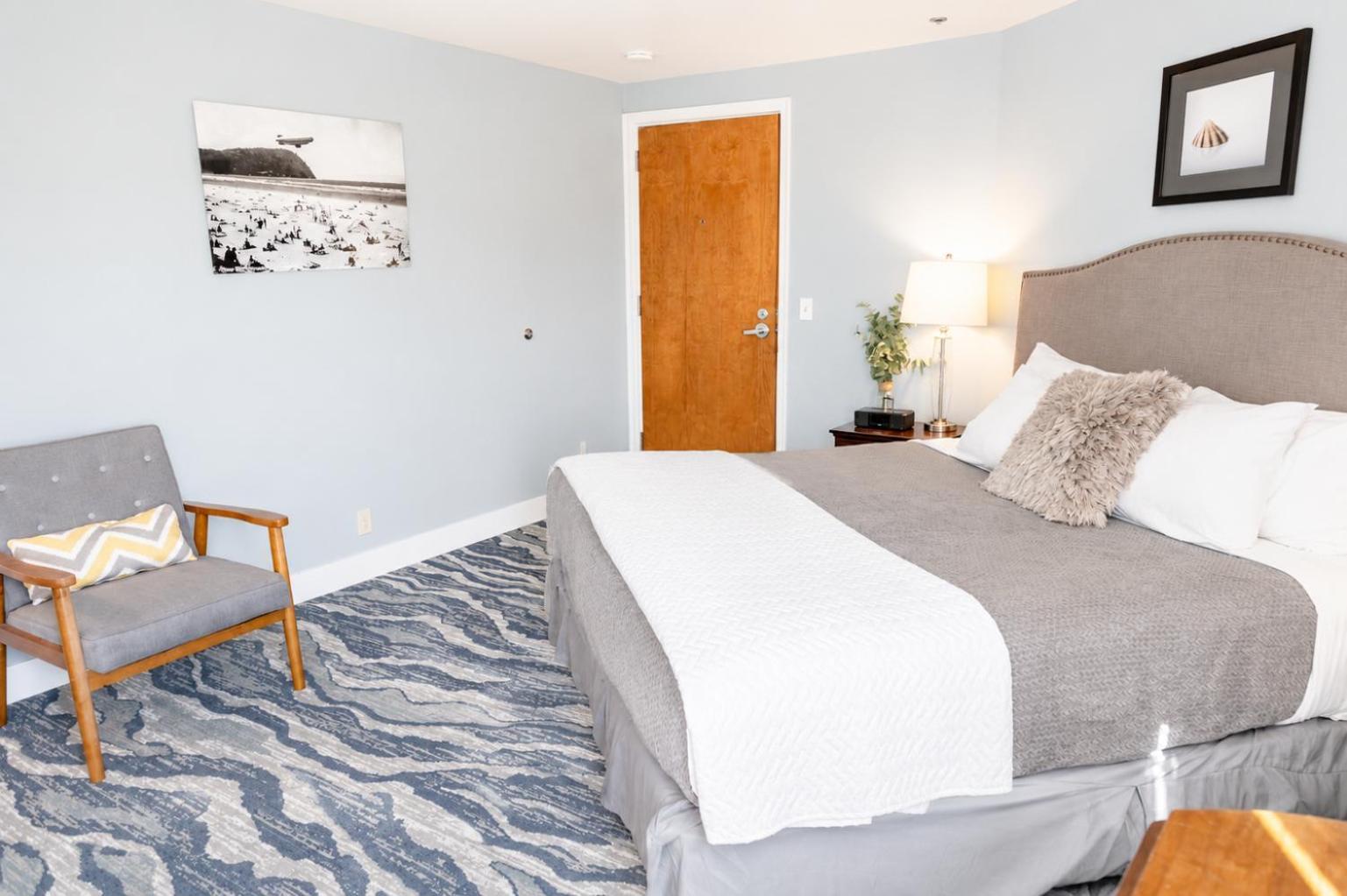 King Room Mountain View Pet Friendly