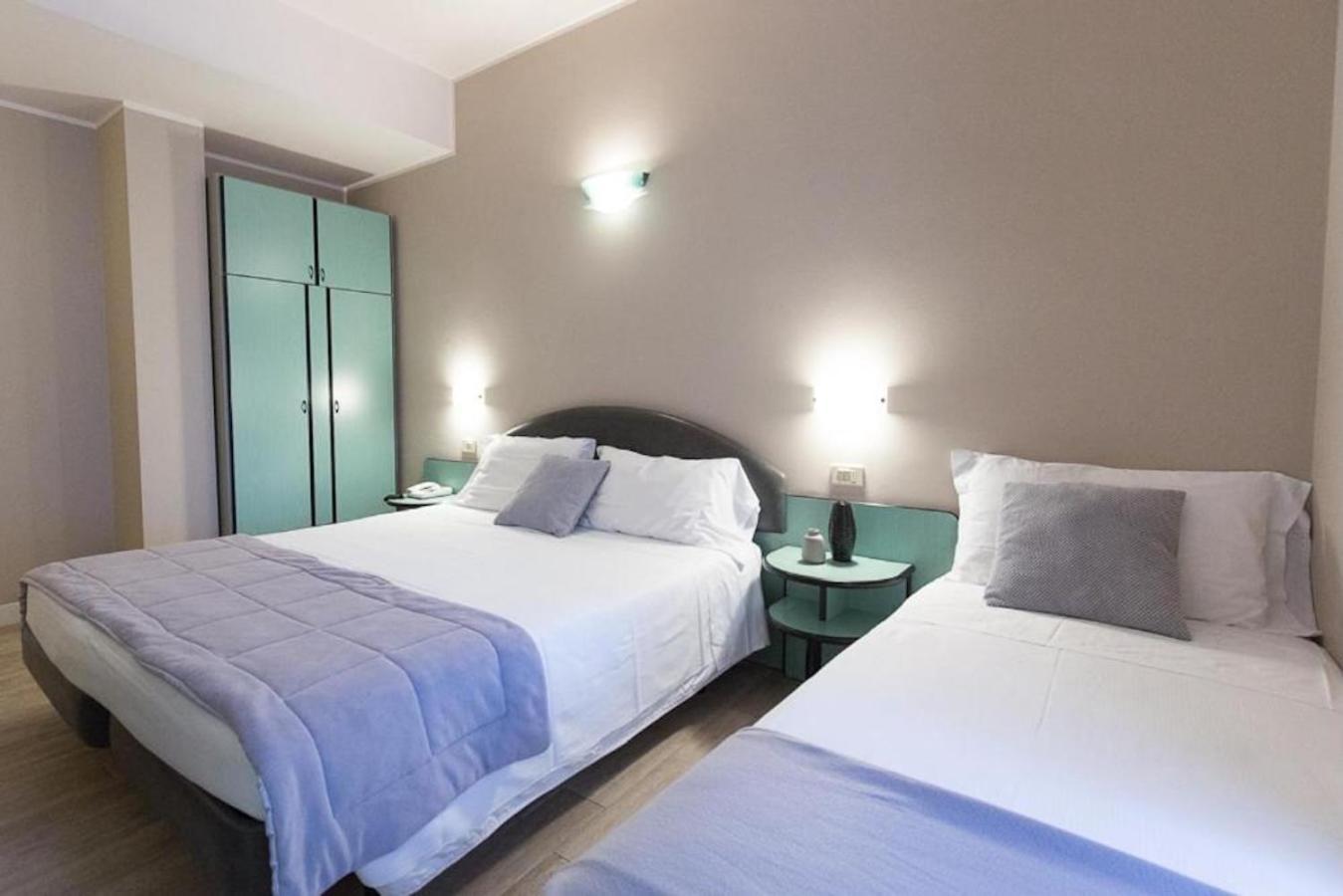 Standard Triple Room Sea View