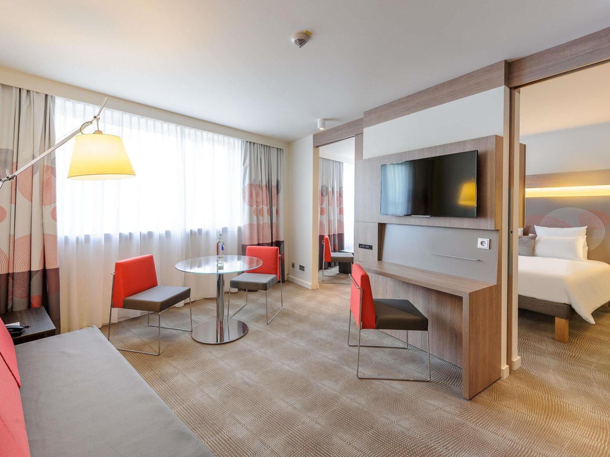 Superior King Suite
