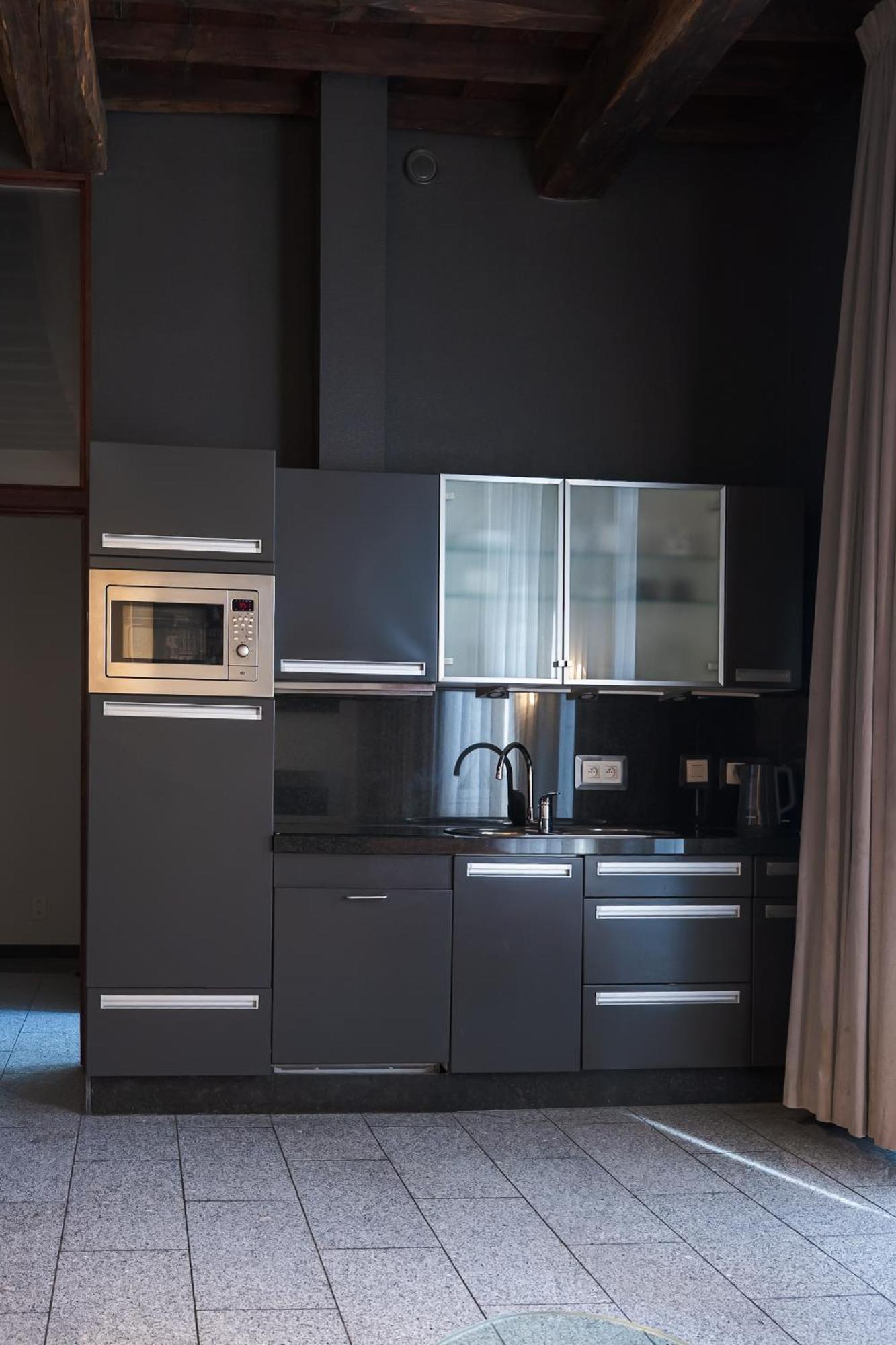 Regence 10 One Bedroom