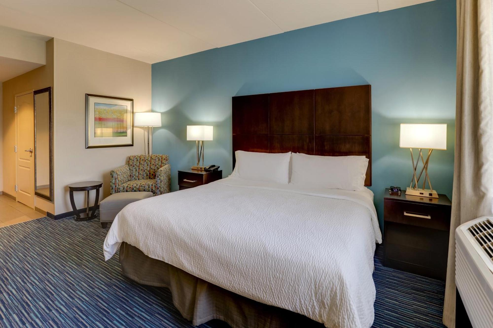 Standard King Room