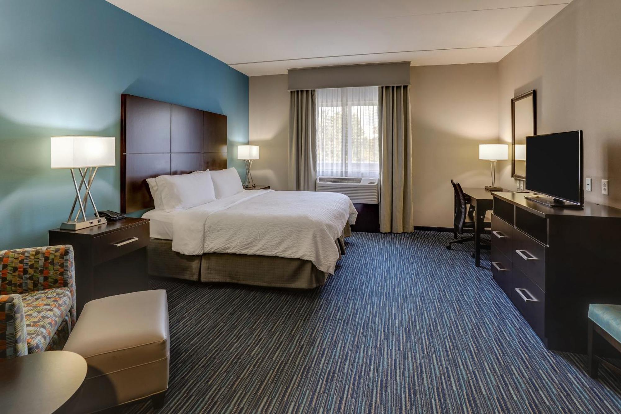 Standard King Room