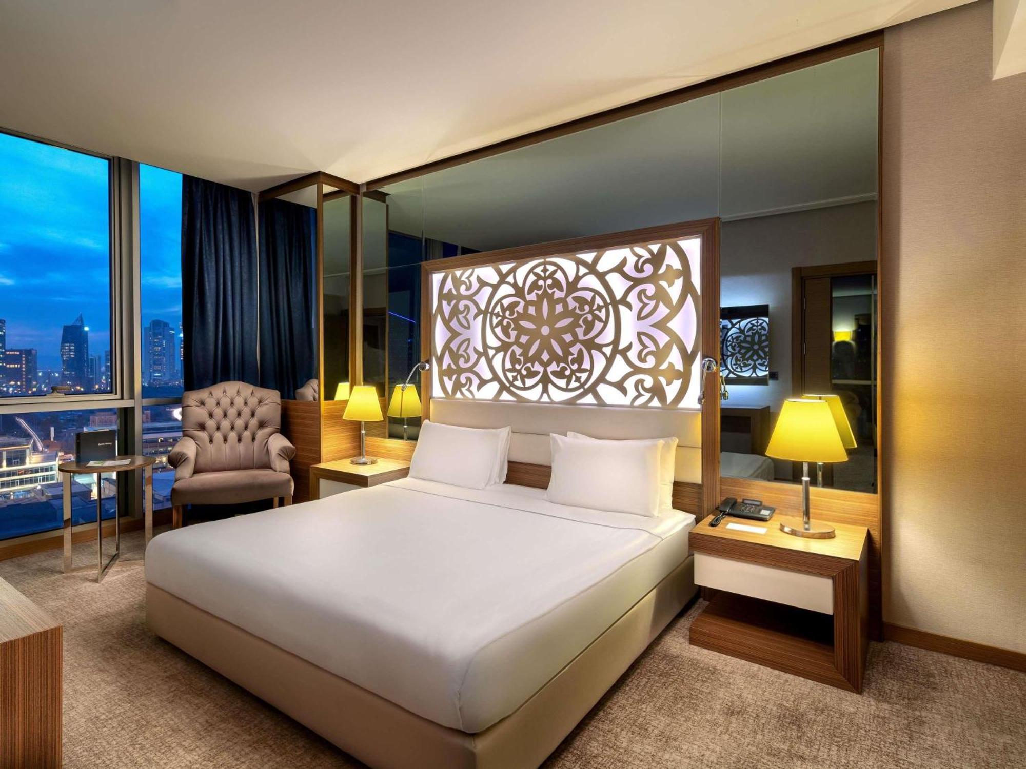 Executive King Suite