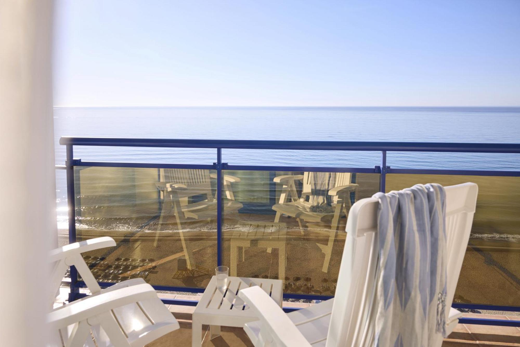 Deluxe Double or Twin Room Sea View