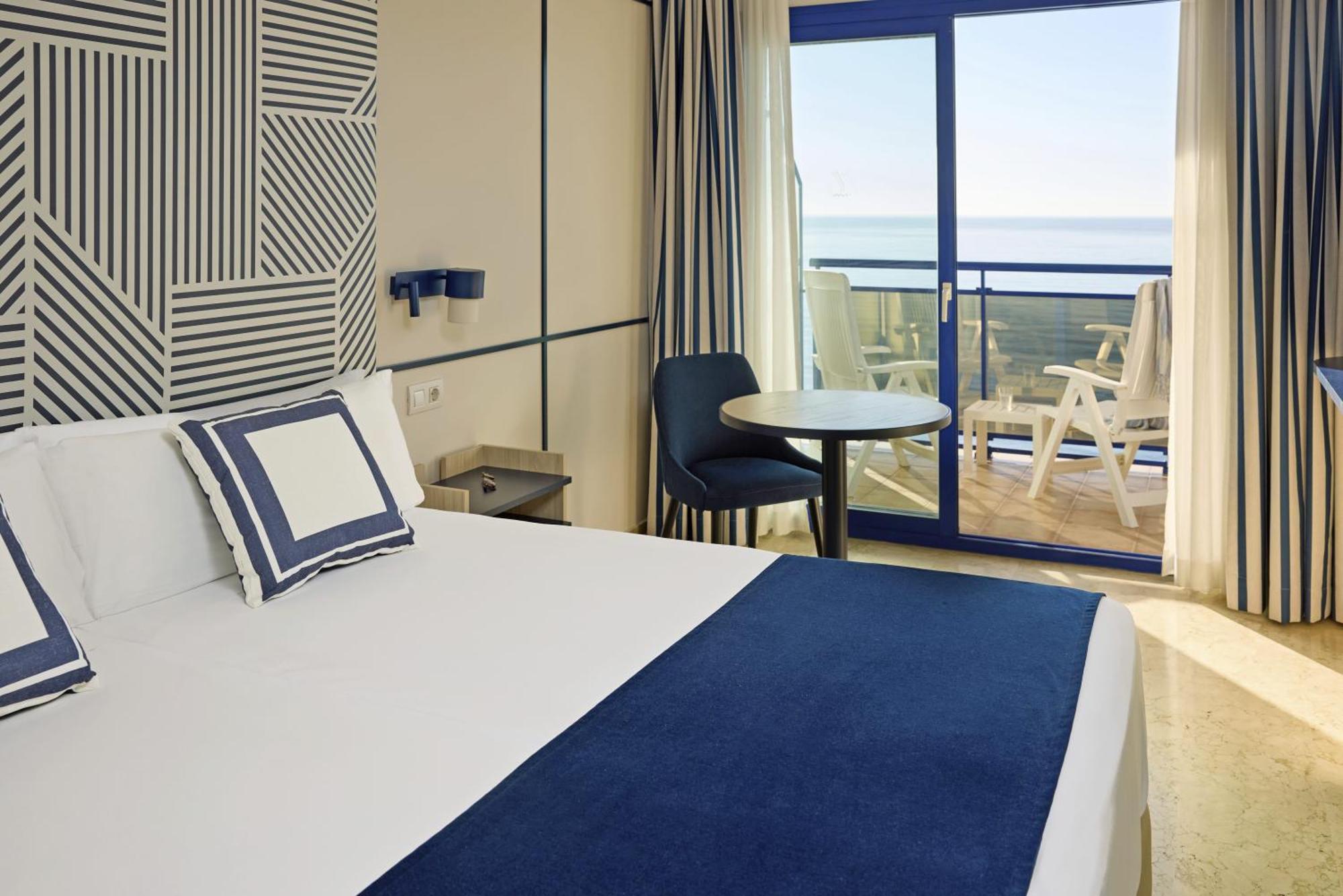 Deluxe Double or Twin Room Sea View