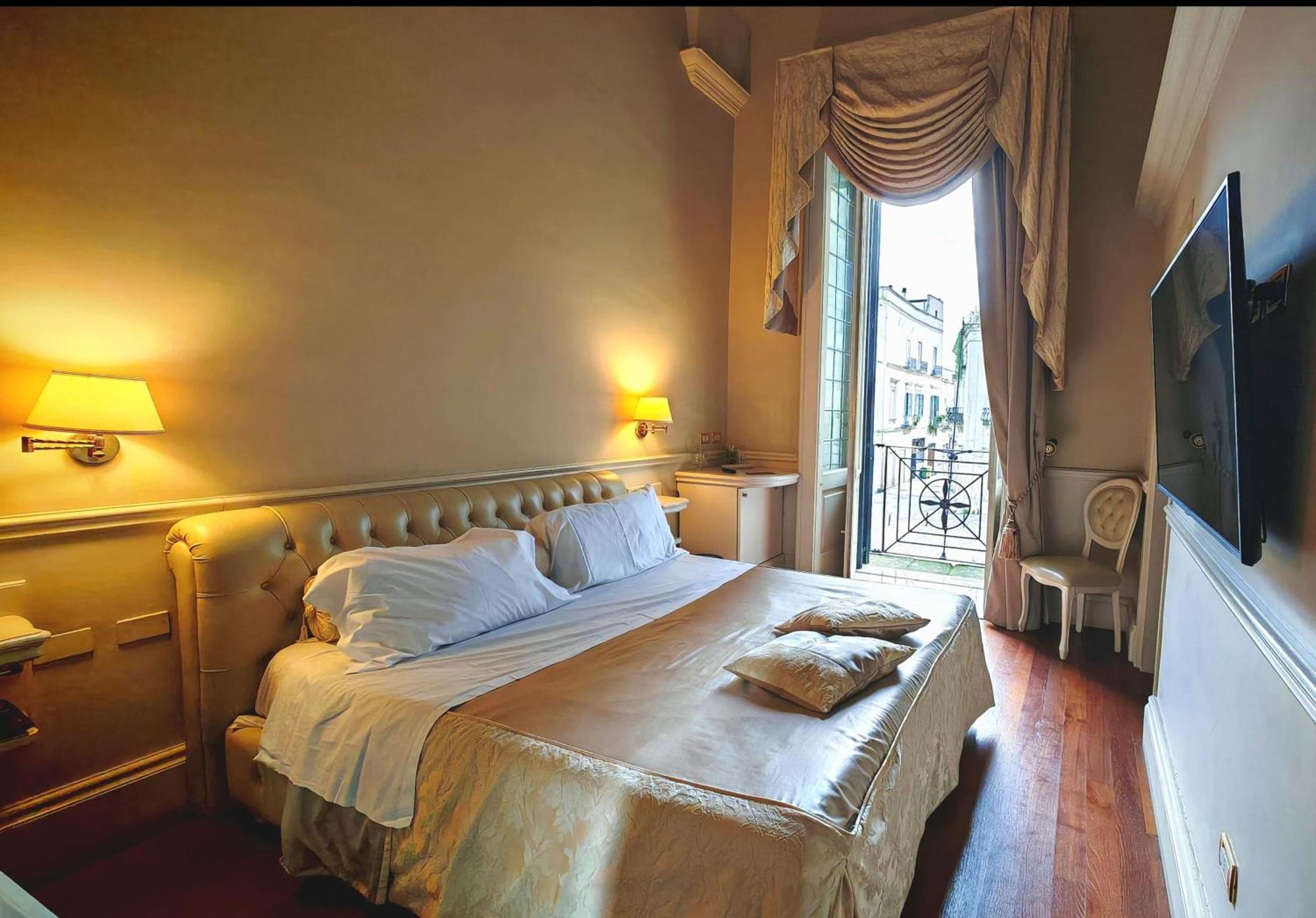 Superior Double or Twin Room City View