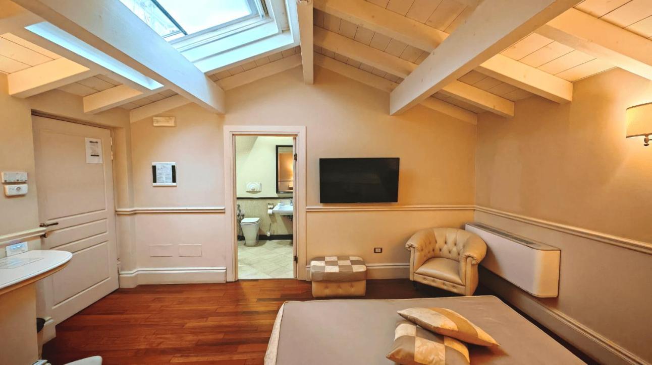 Classic Double or Twin Room