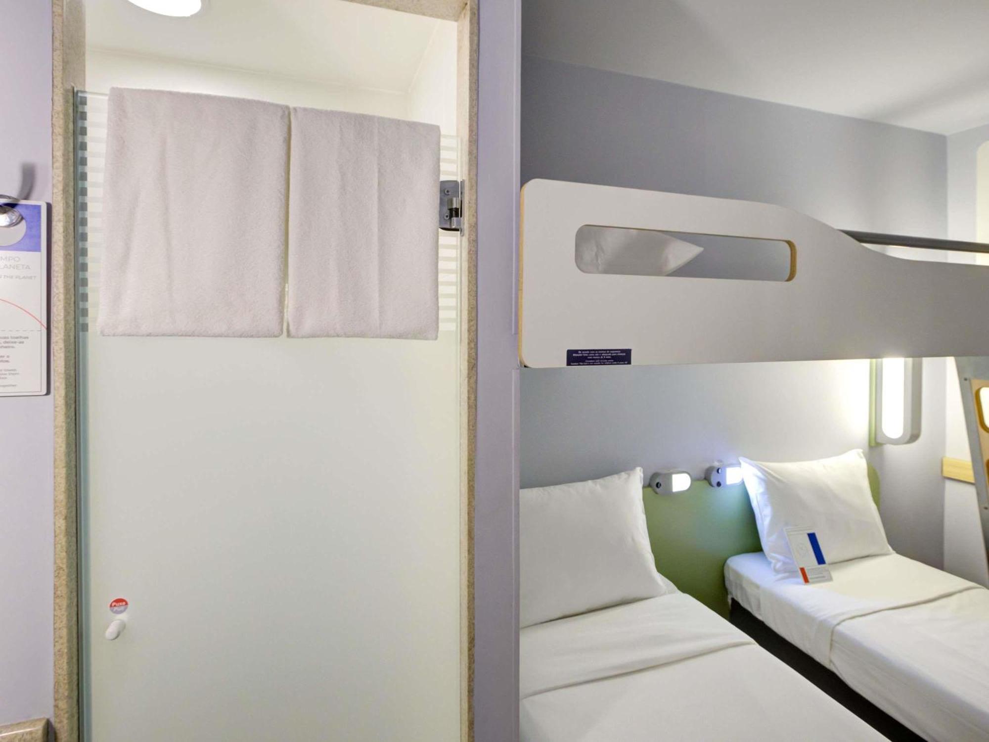 Standard Twin Room Bunk Bed