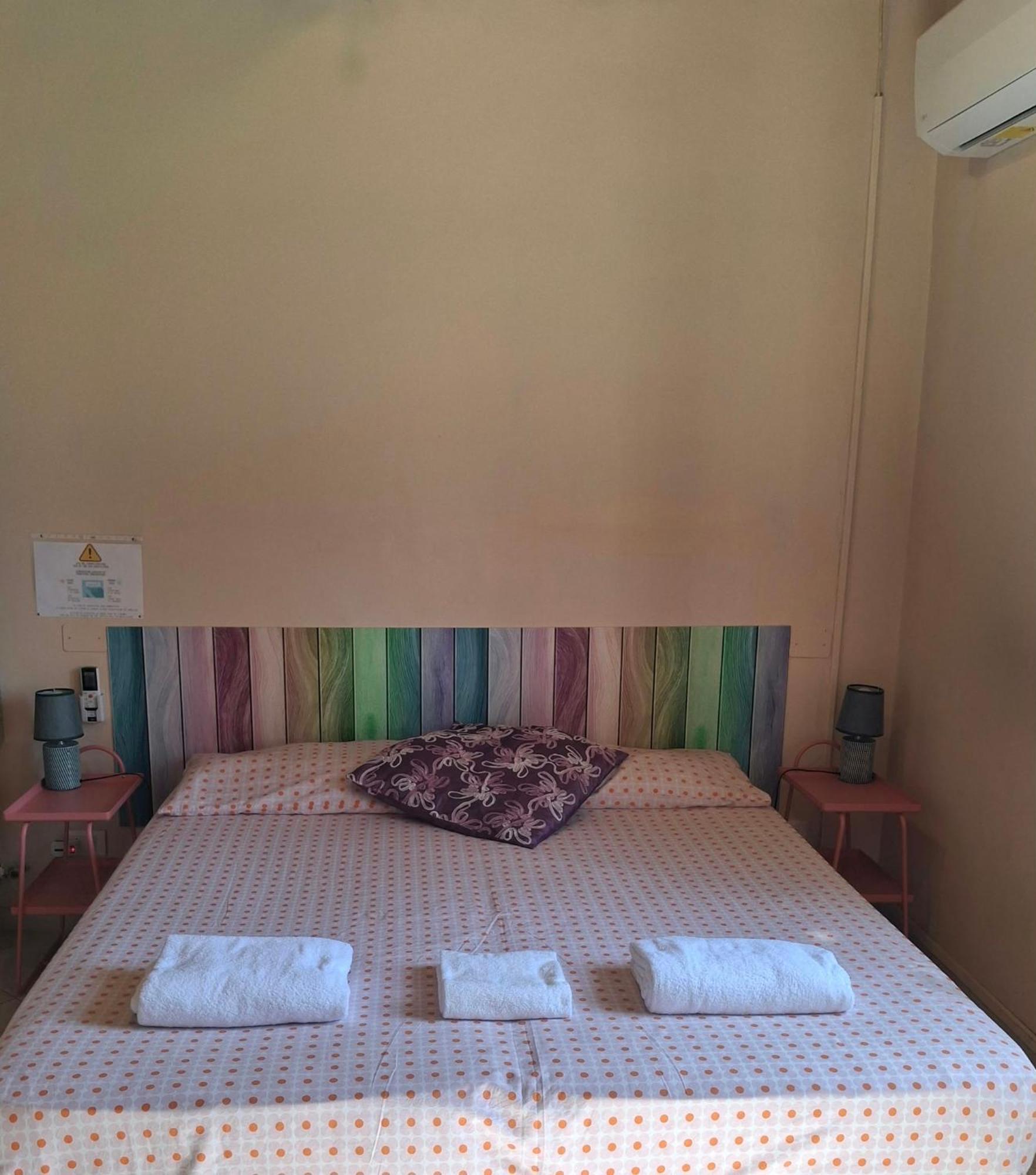 Double or Twin Room Private Bathroom