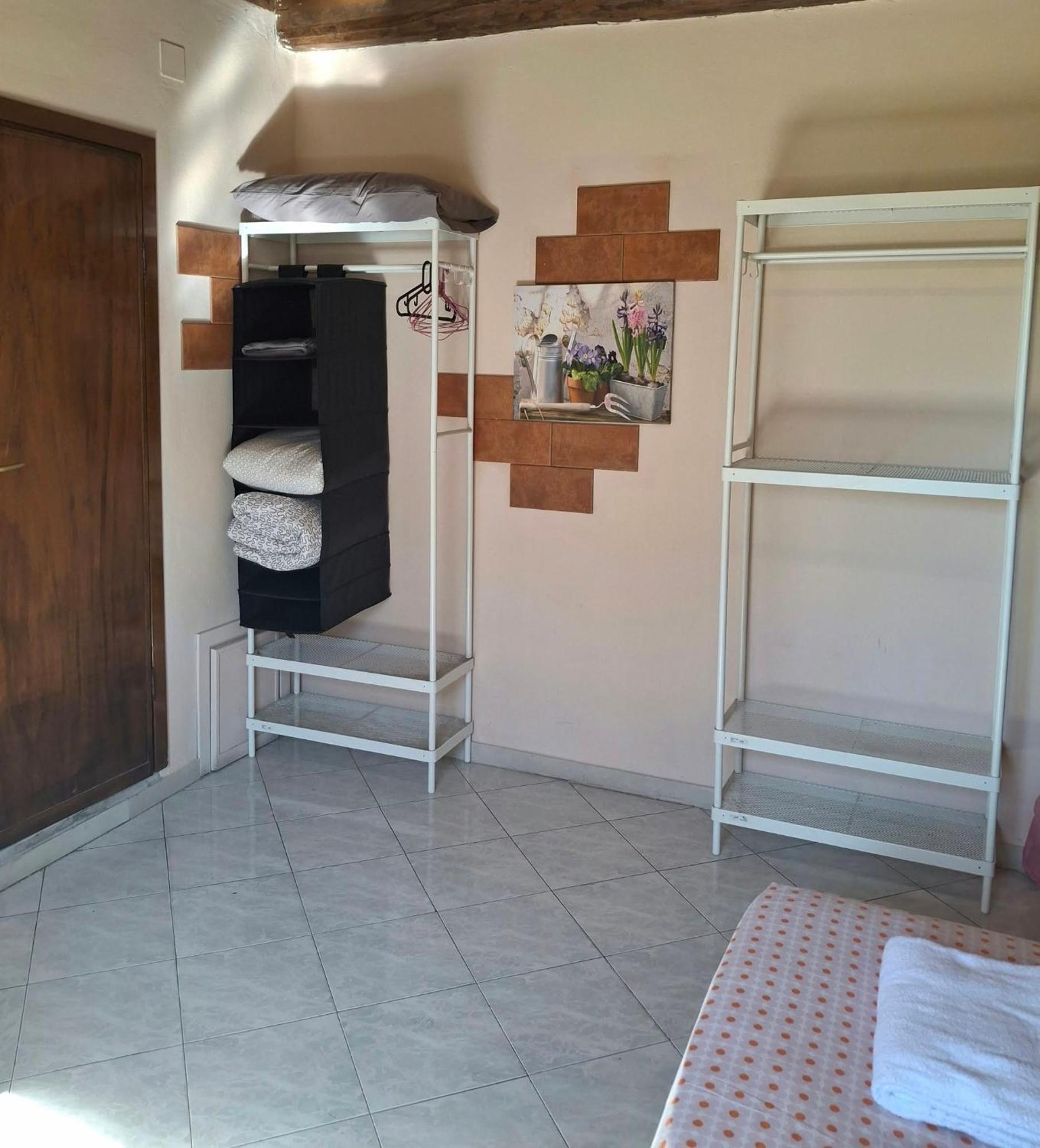 Double or Twin Room Private Bathroom
