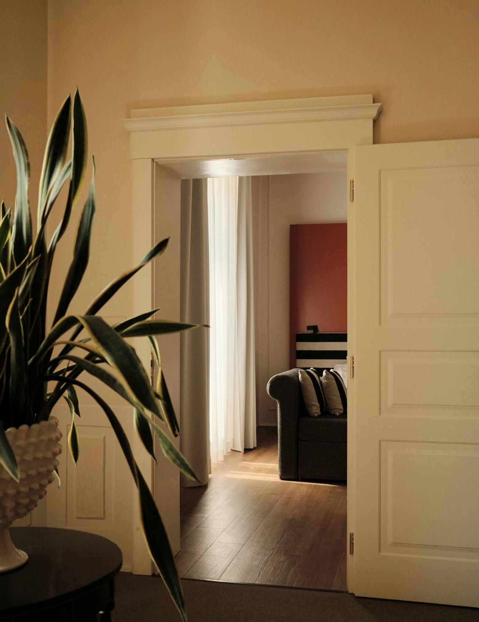Junior Suite Unlimited Access to the Thermal Pools