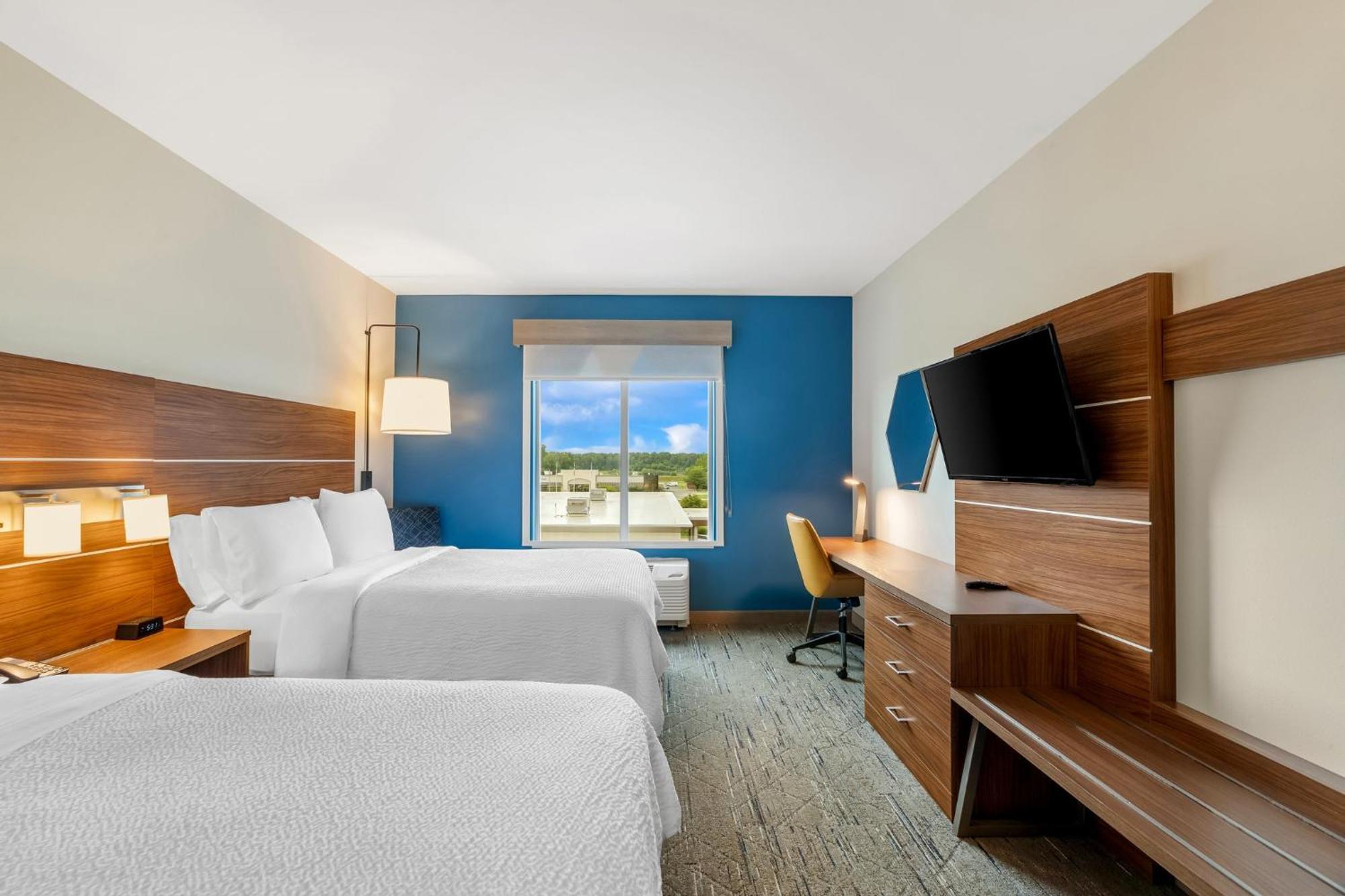 Standard Room Two Queen Beds