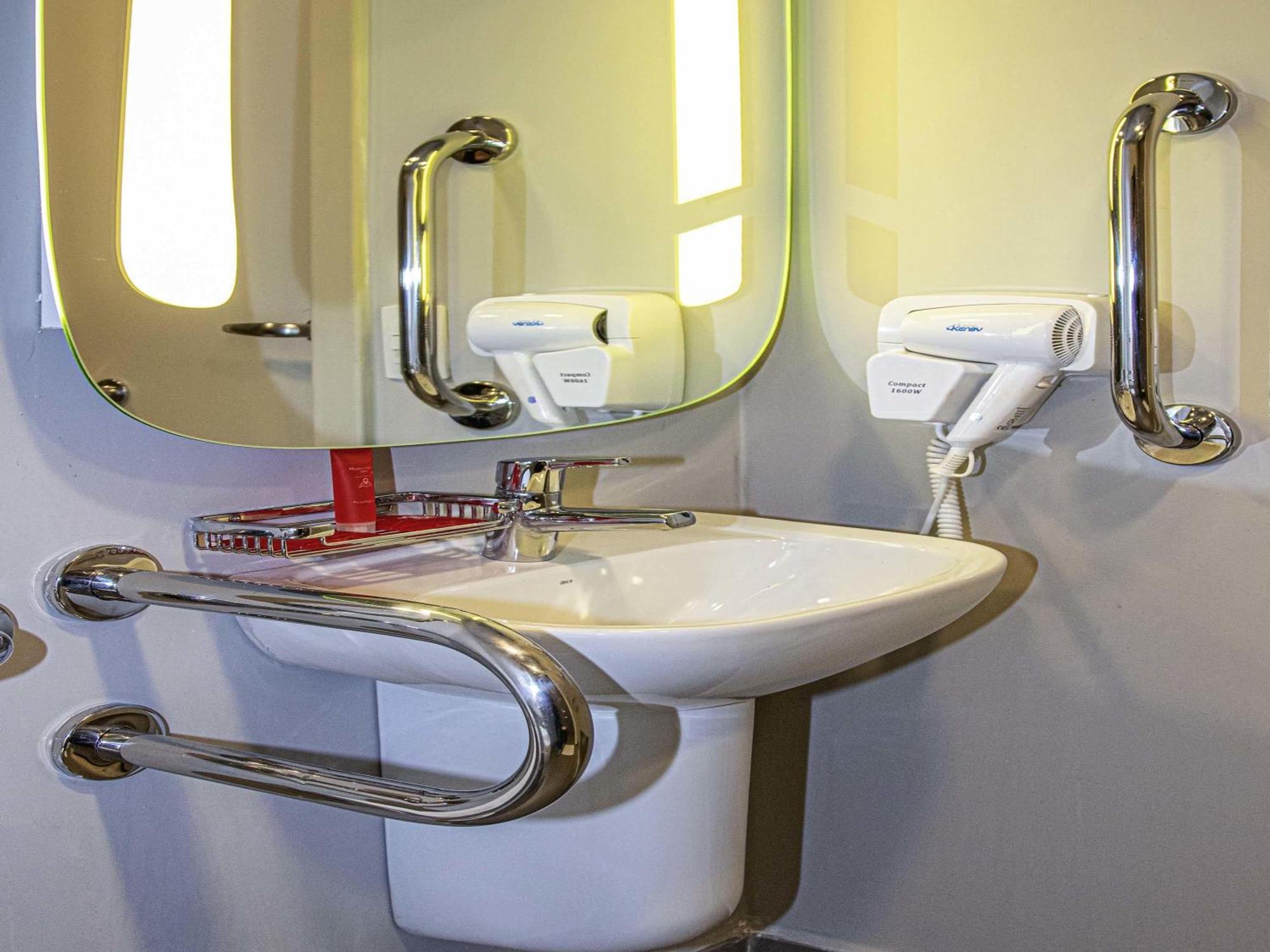 Standard Double Room Disability Access