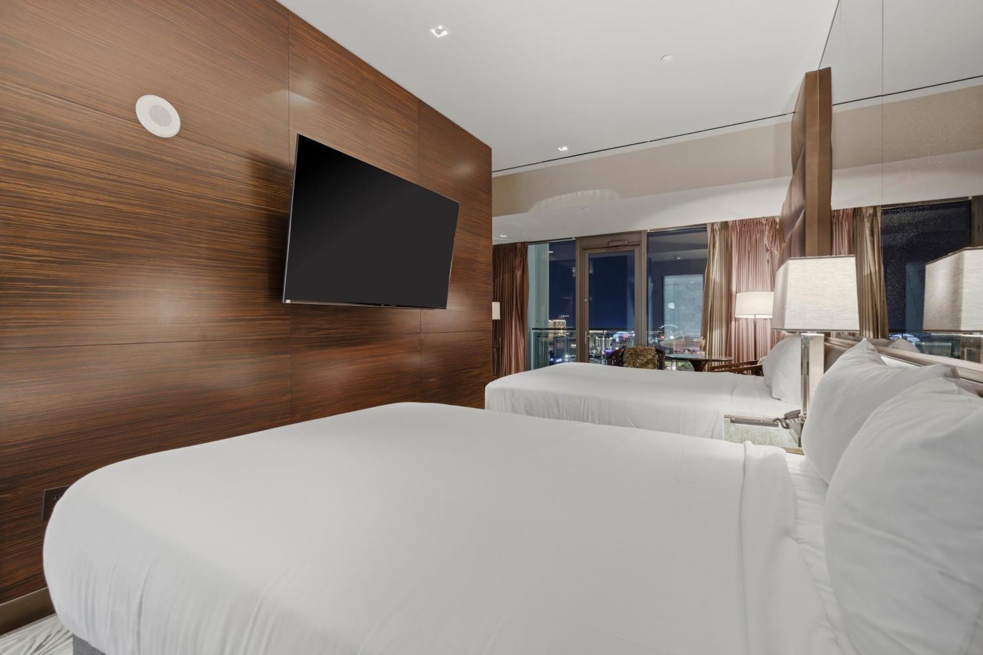 Skyline Playboy‑Style 3300sqft Penthouse | Full Strip View & Private Balcony