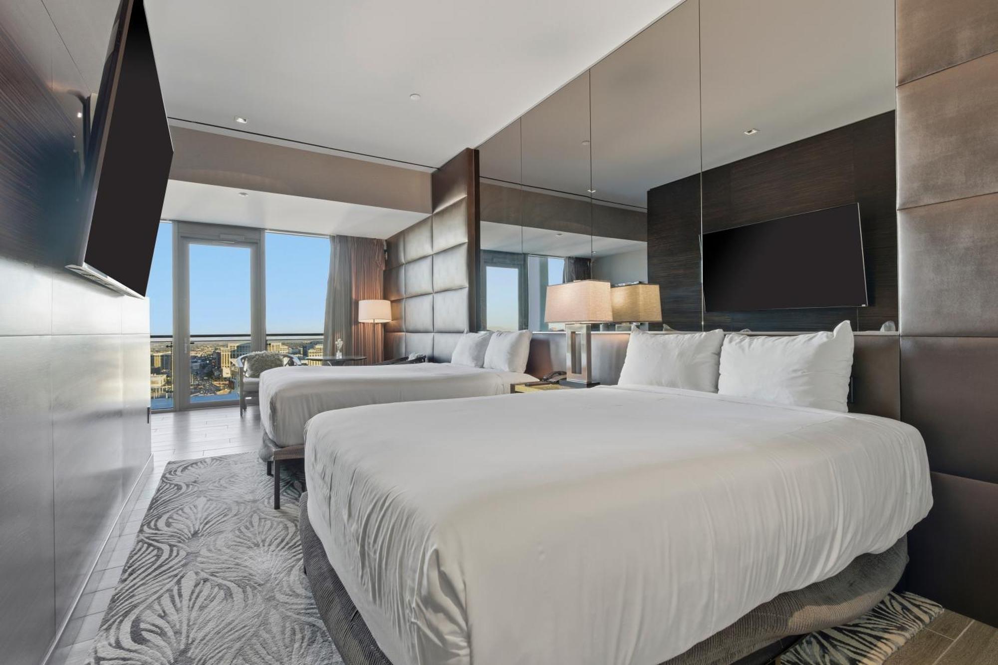 Skyline Playboy‑Style 3300sqft Penthouse | Full Strip View & Private Balcony